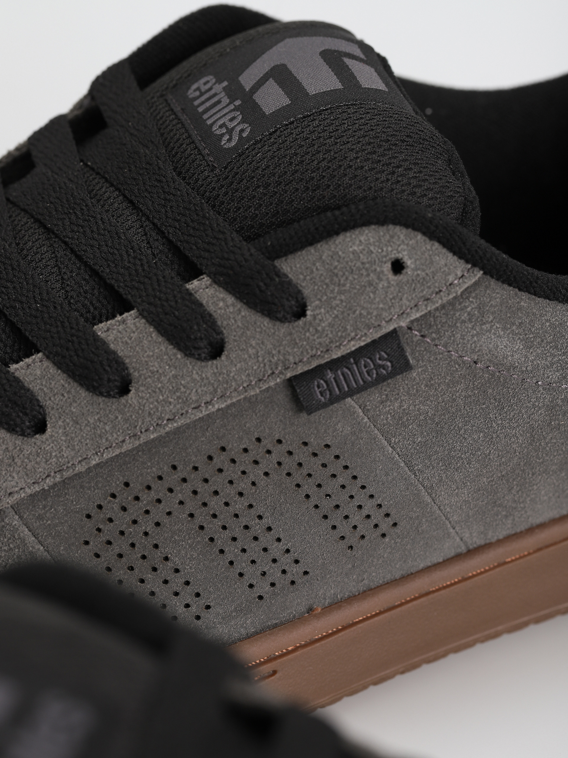 Etnies Обувки Kingpin (grey/black/gum)