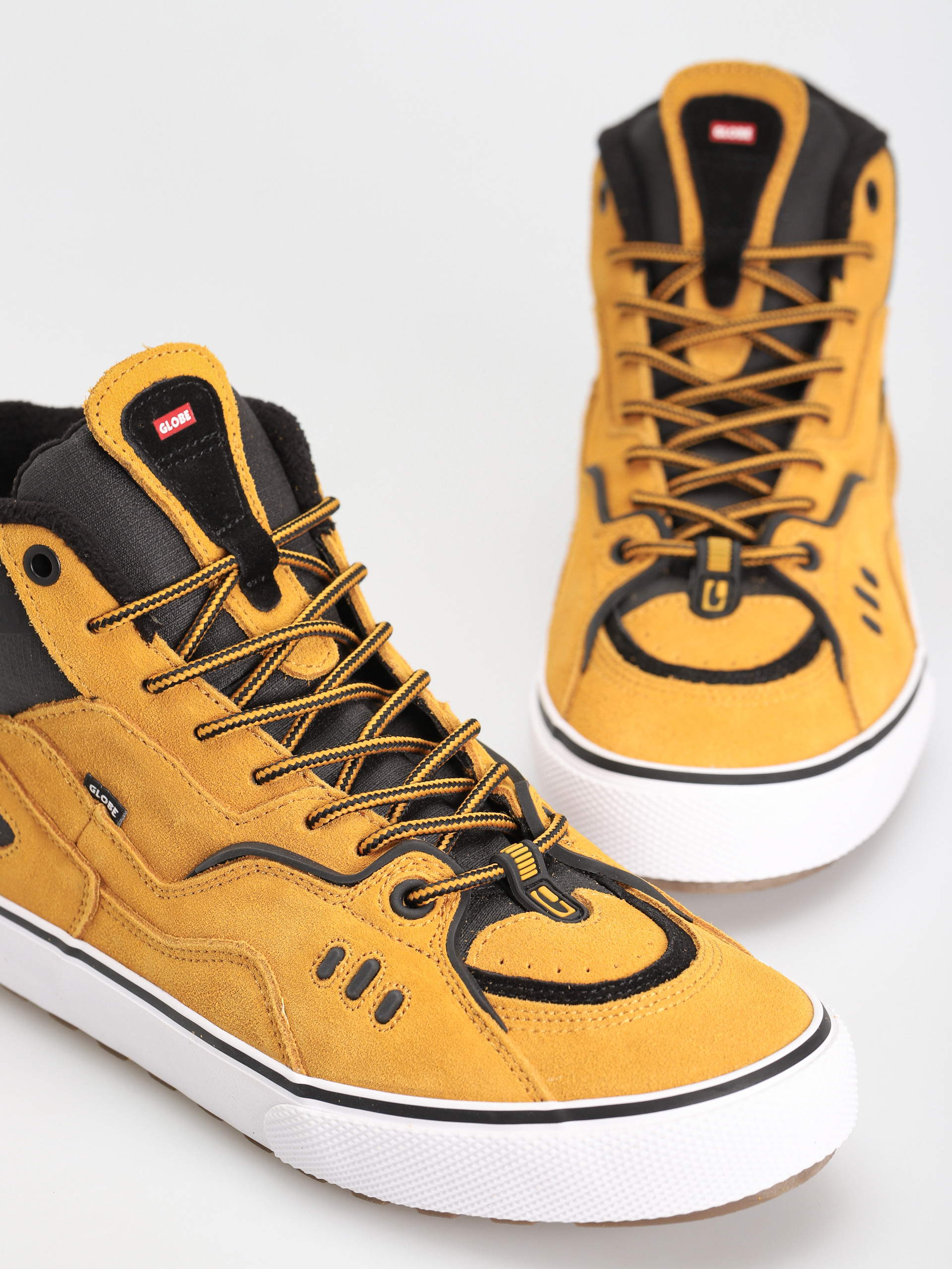 Globe Обувки Dimension (wheat/black/summit)