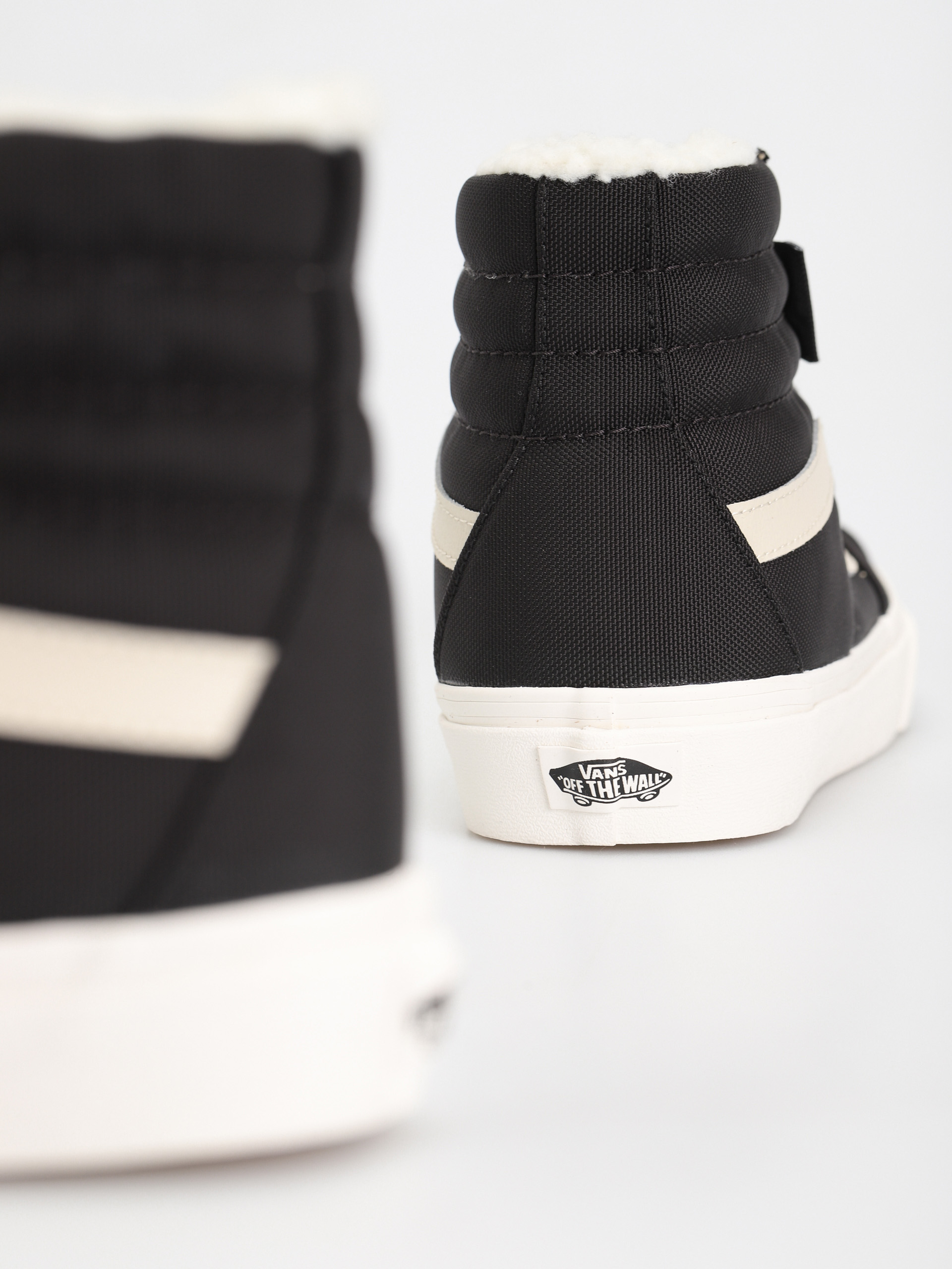 Vans Обувки Sk8 Hi (cordura sherpa black/marshmallow)