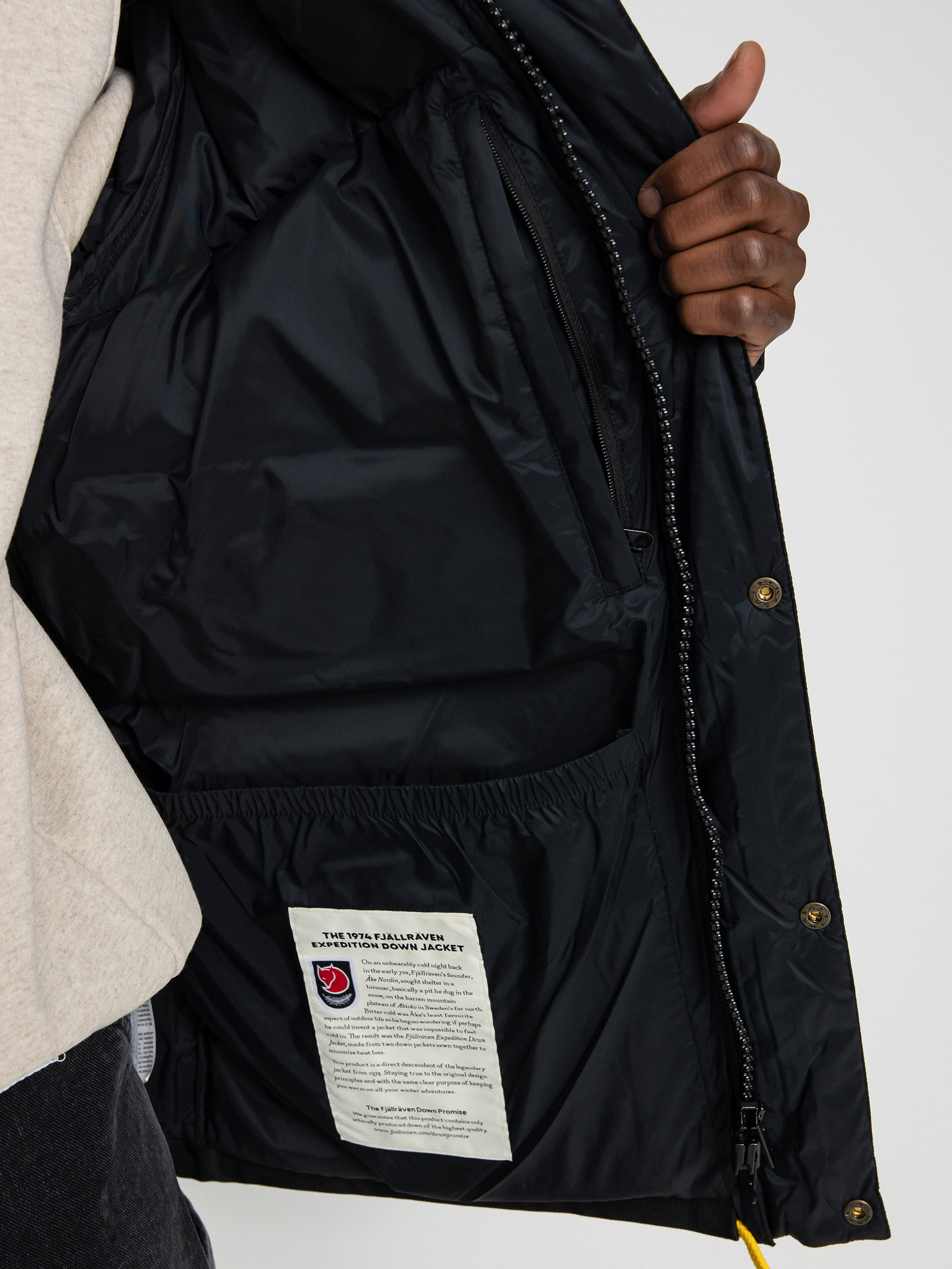 Яке Fjallraven Expedition Down Lite (black)