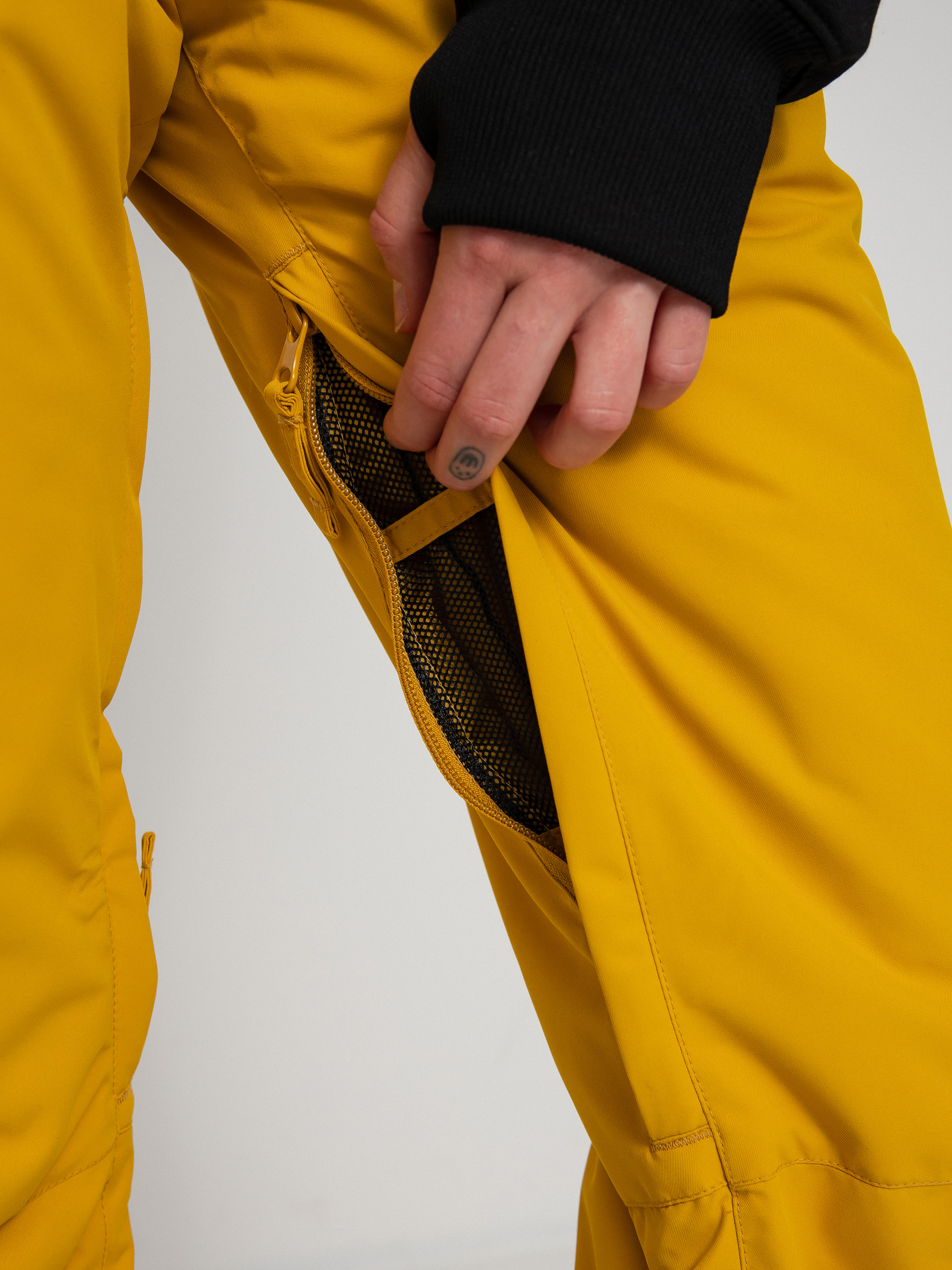 Дамско Roxy Сноуборд панталони Backyard (honey)