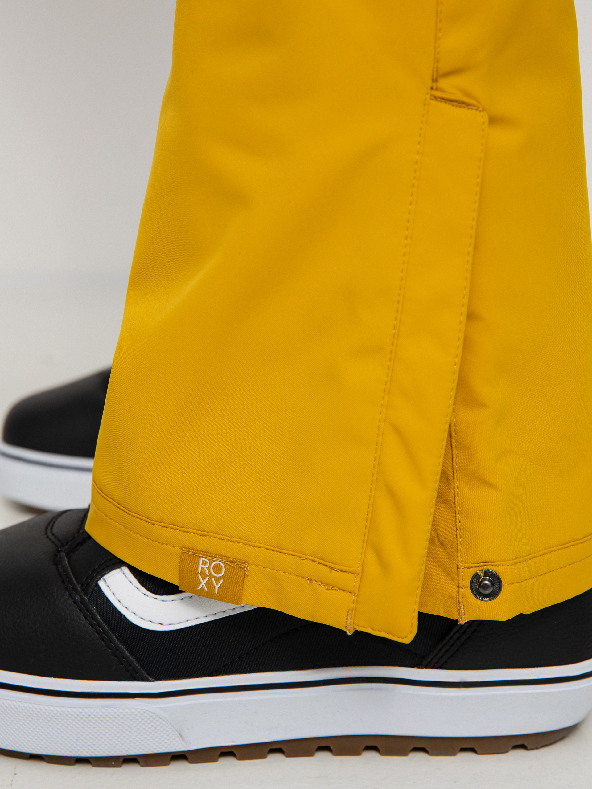 Дамско Roxy Сноуборд панталони Backyard (honey)