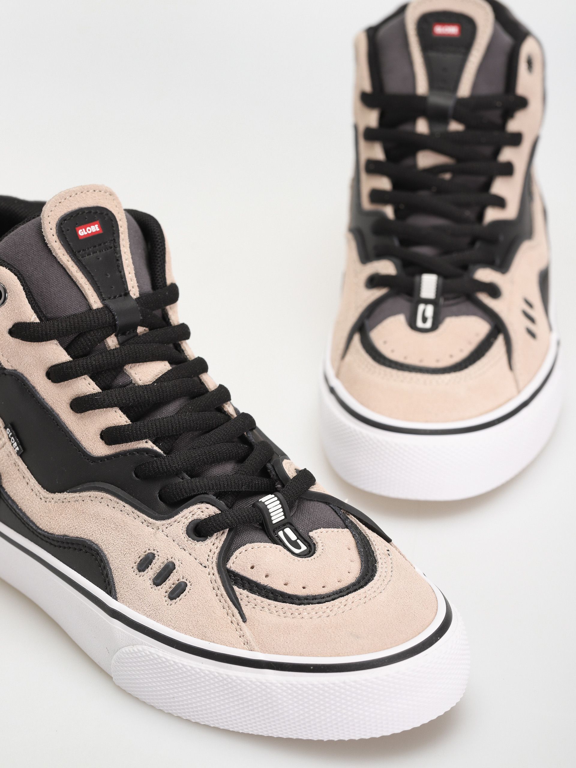 Globe Обувки Dimension (khaki/black)