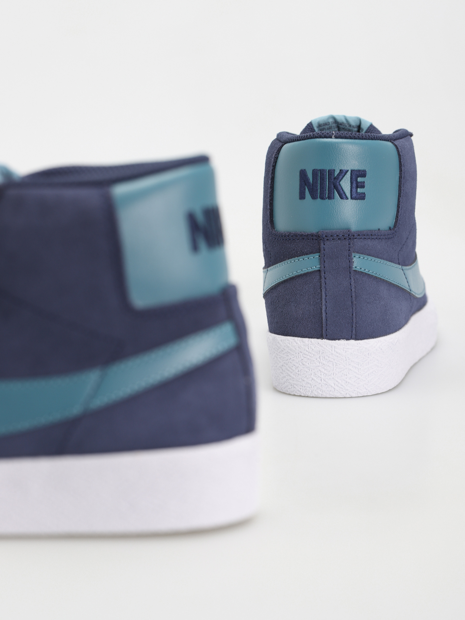 Nike SB Обувки Zoom Blazer Mid (midnight navy/noise aqua midnight navy)