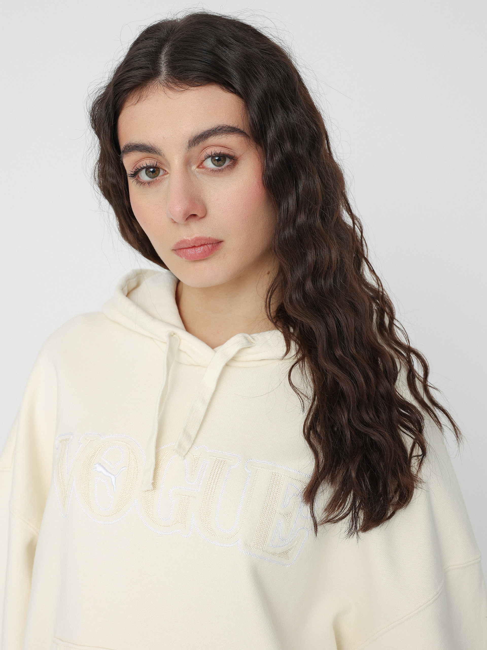 Puma Суитшърт с качулка X Vogue Oversized HD Wmn (pristine)
