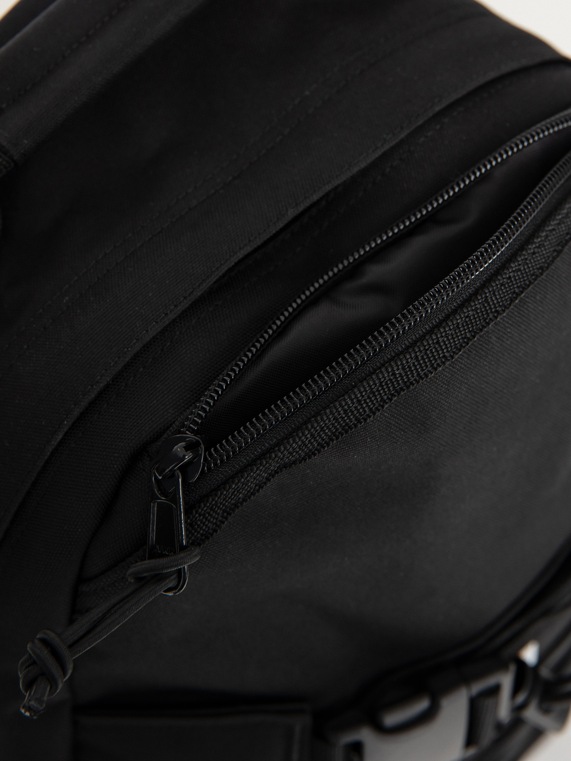 Carhartt WIP Раница Kickflip (black)