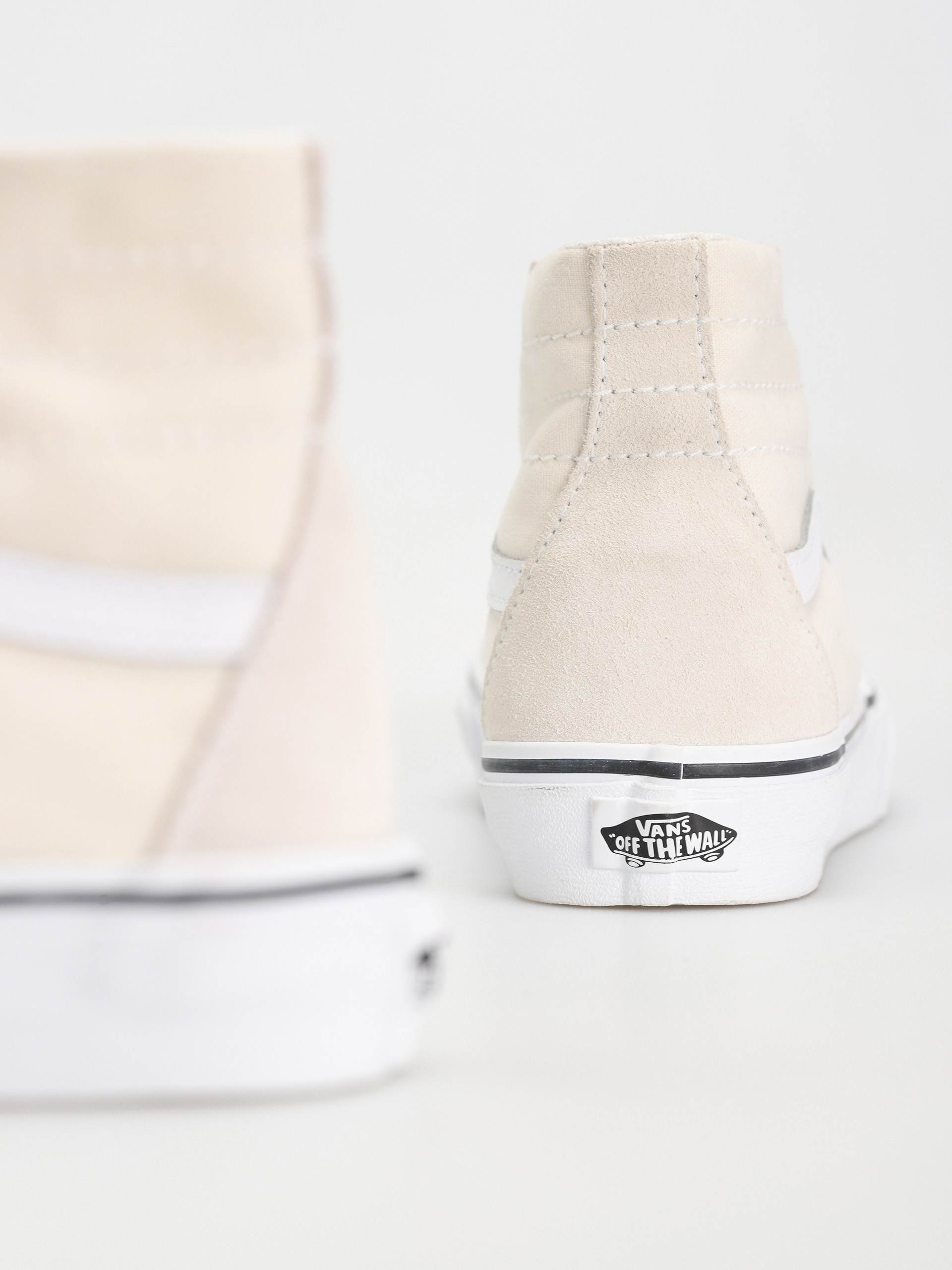 Vans Обувки Sk8 Hi Tapered Wmn (suede/canvas marshmallow)