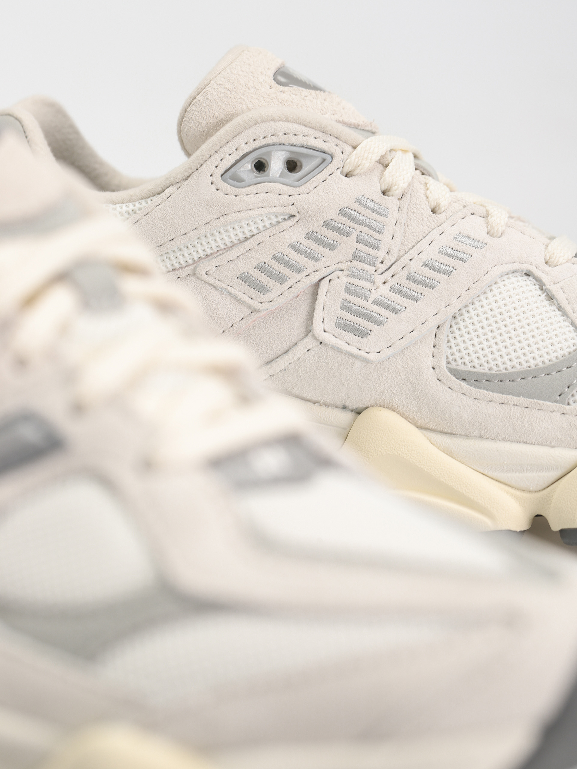 New Balance Обувки 9060 (sea salt)