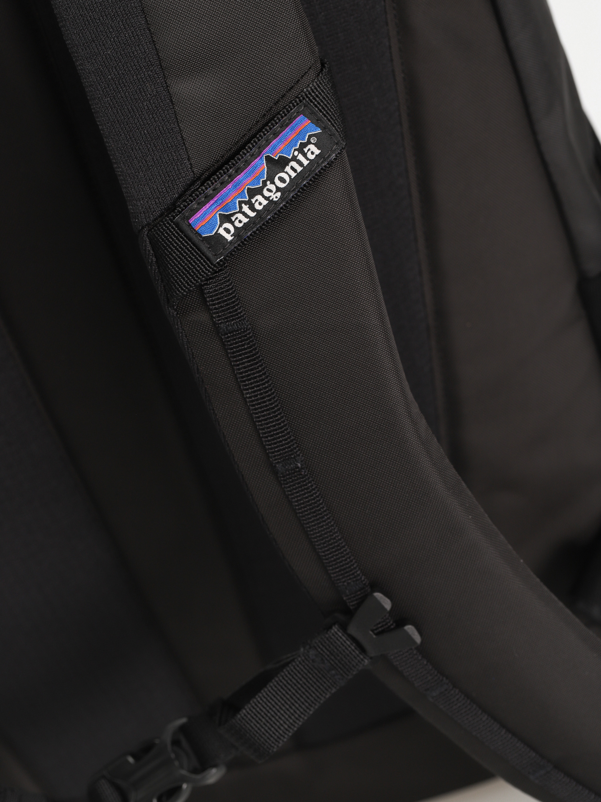 Patagonia Раница Atom Tote Pack 20L (black)