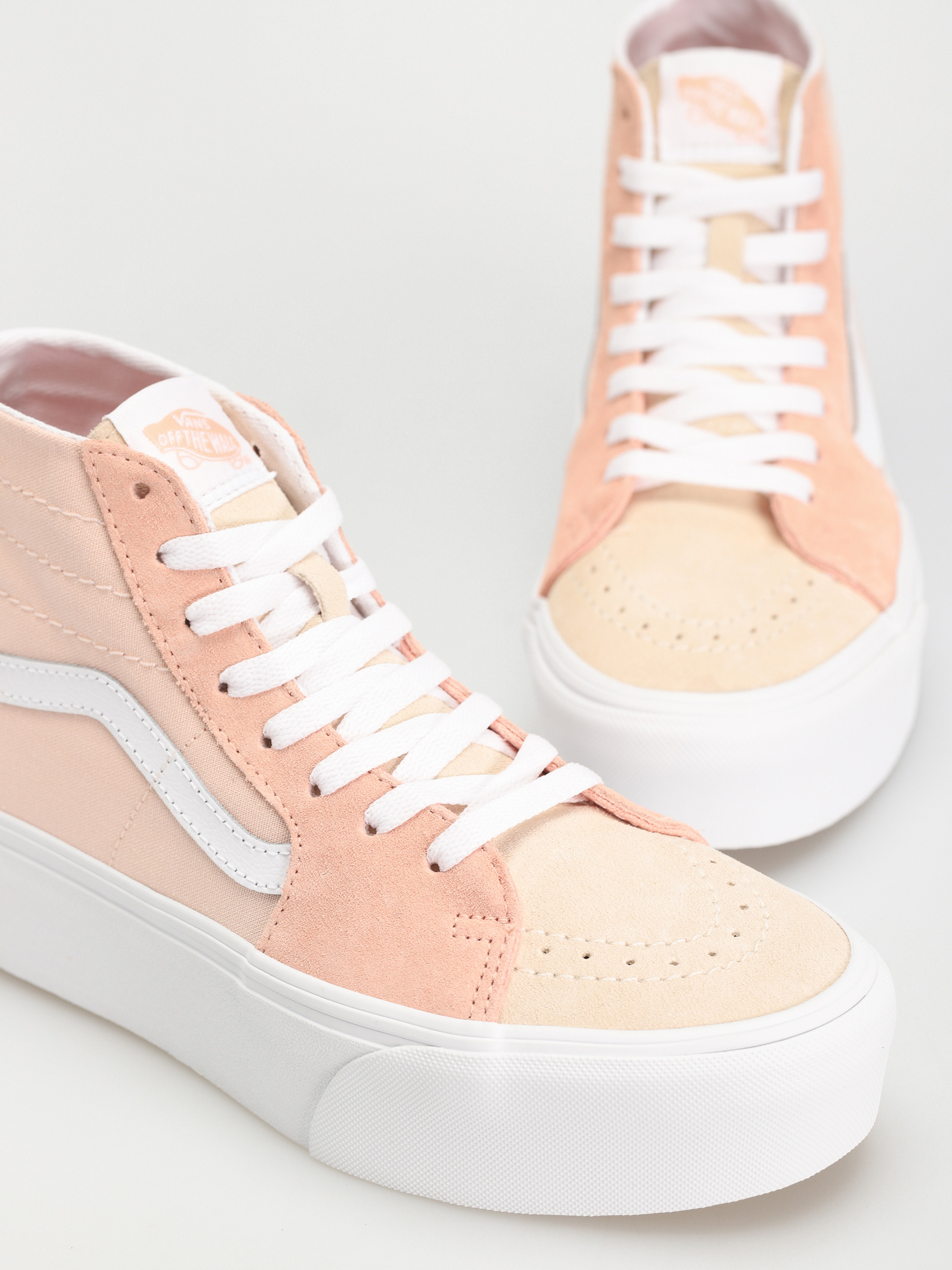 Vans Обувки Sk8 Hi Tapered Stackform Wmn (color block peach)