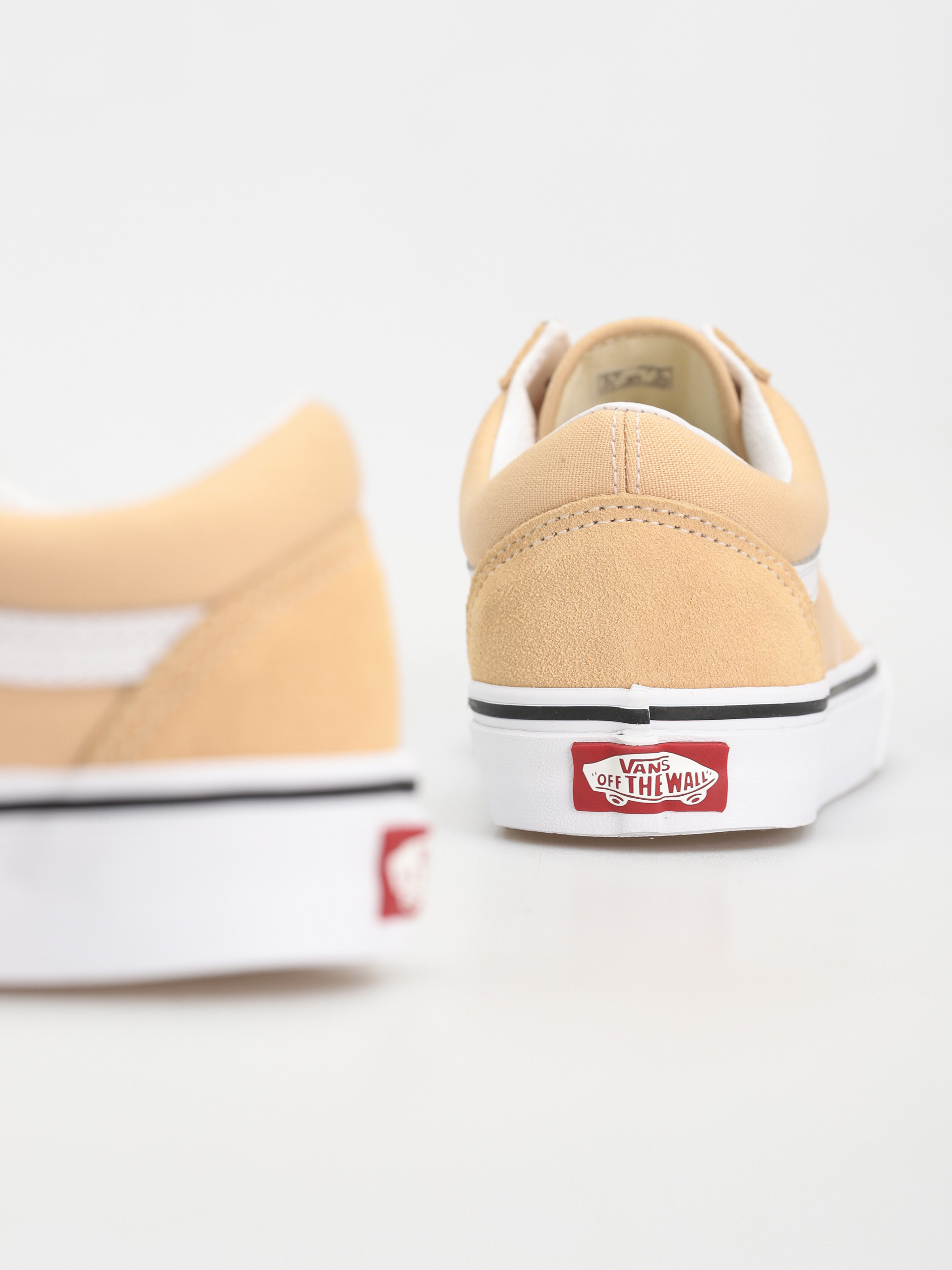 Vans Обувки Old Skool Wmn (color theory honey peach)