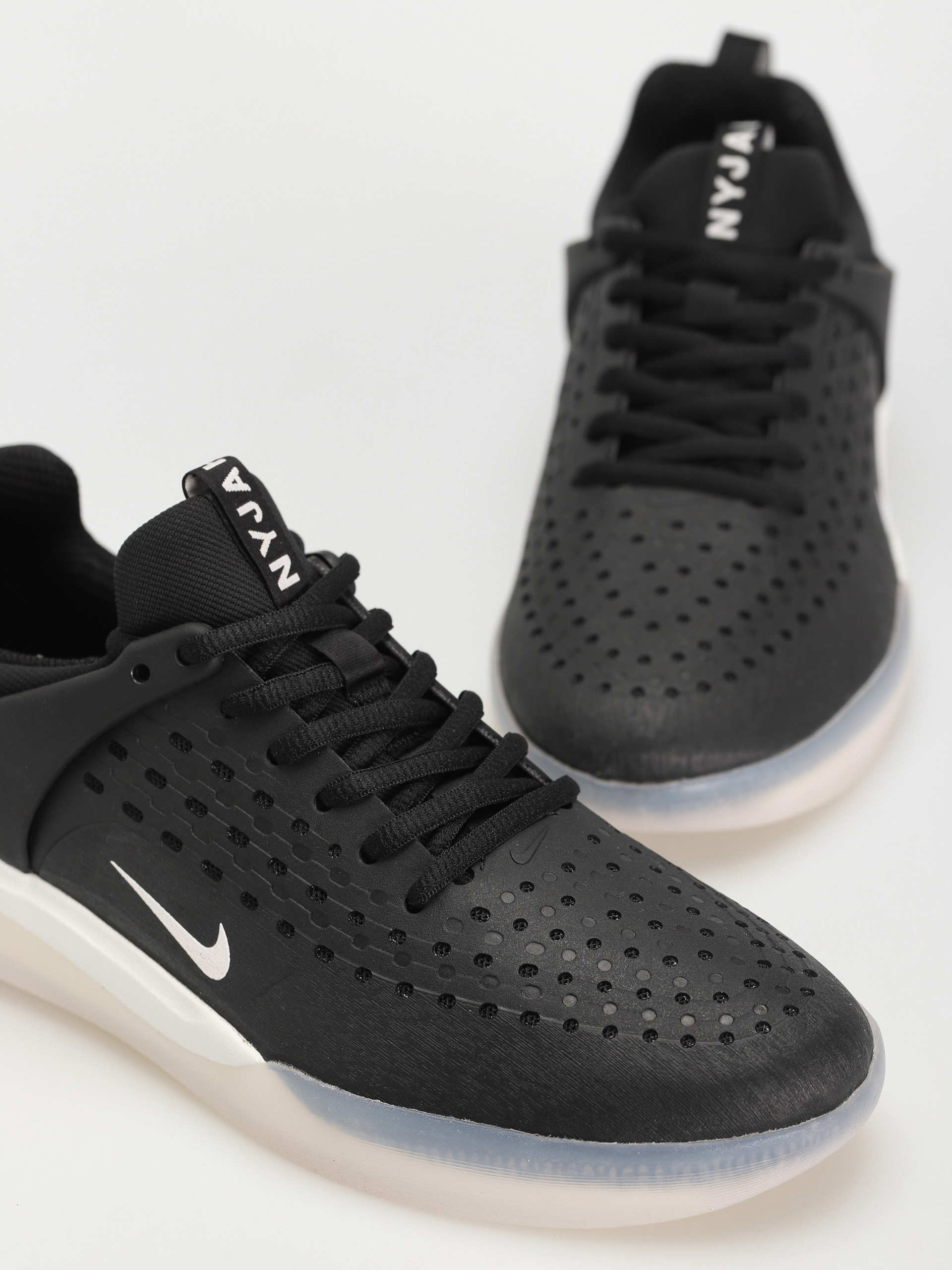 Nike SB Обувки Nyjah 3 (black/white black summit white)