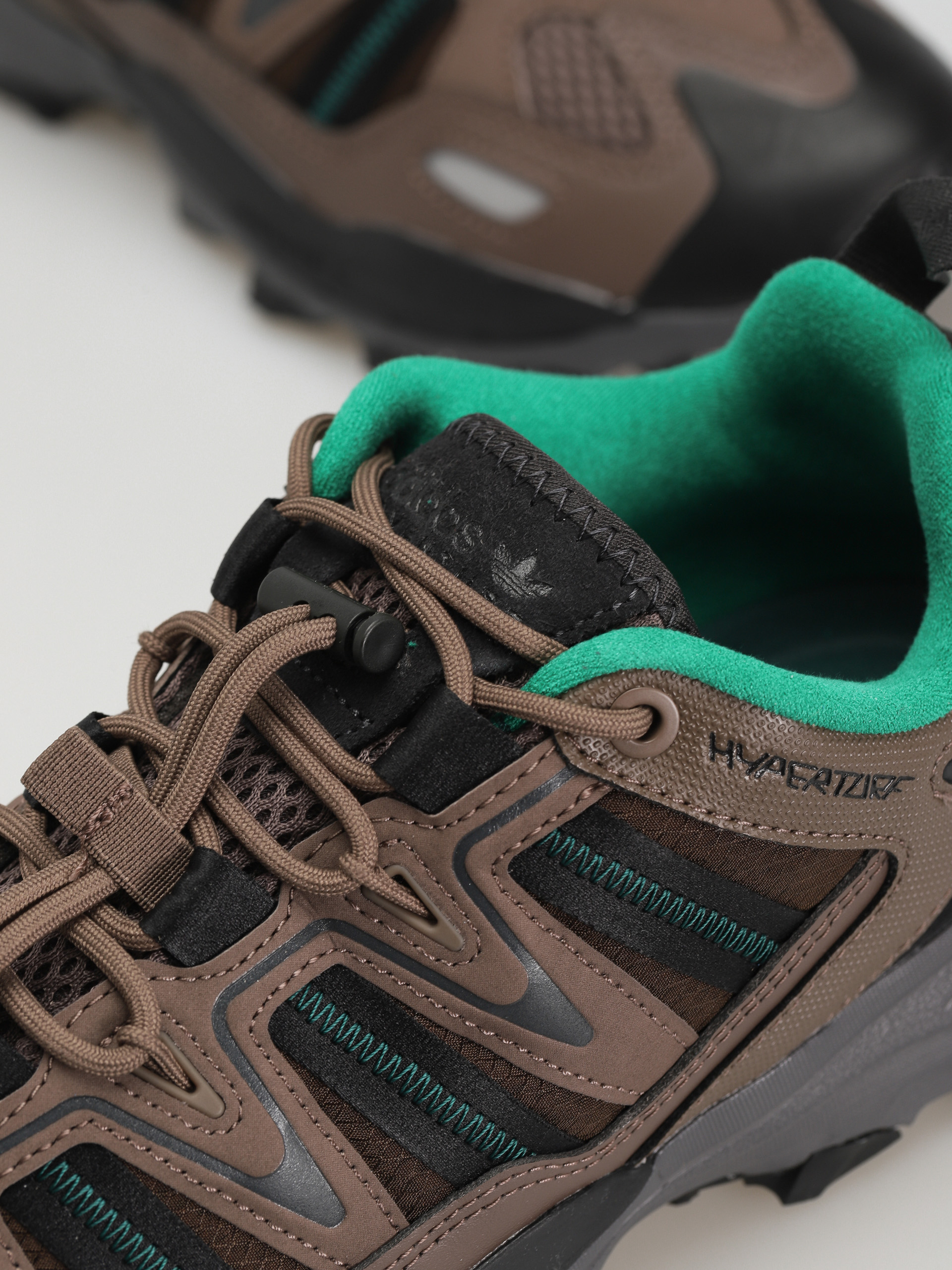 adidas Originals Обувки Hyperturf (earstr/cblack/cgreen)