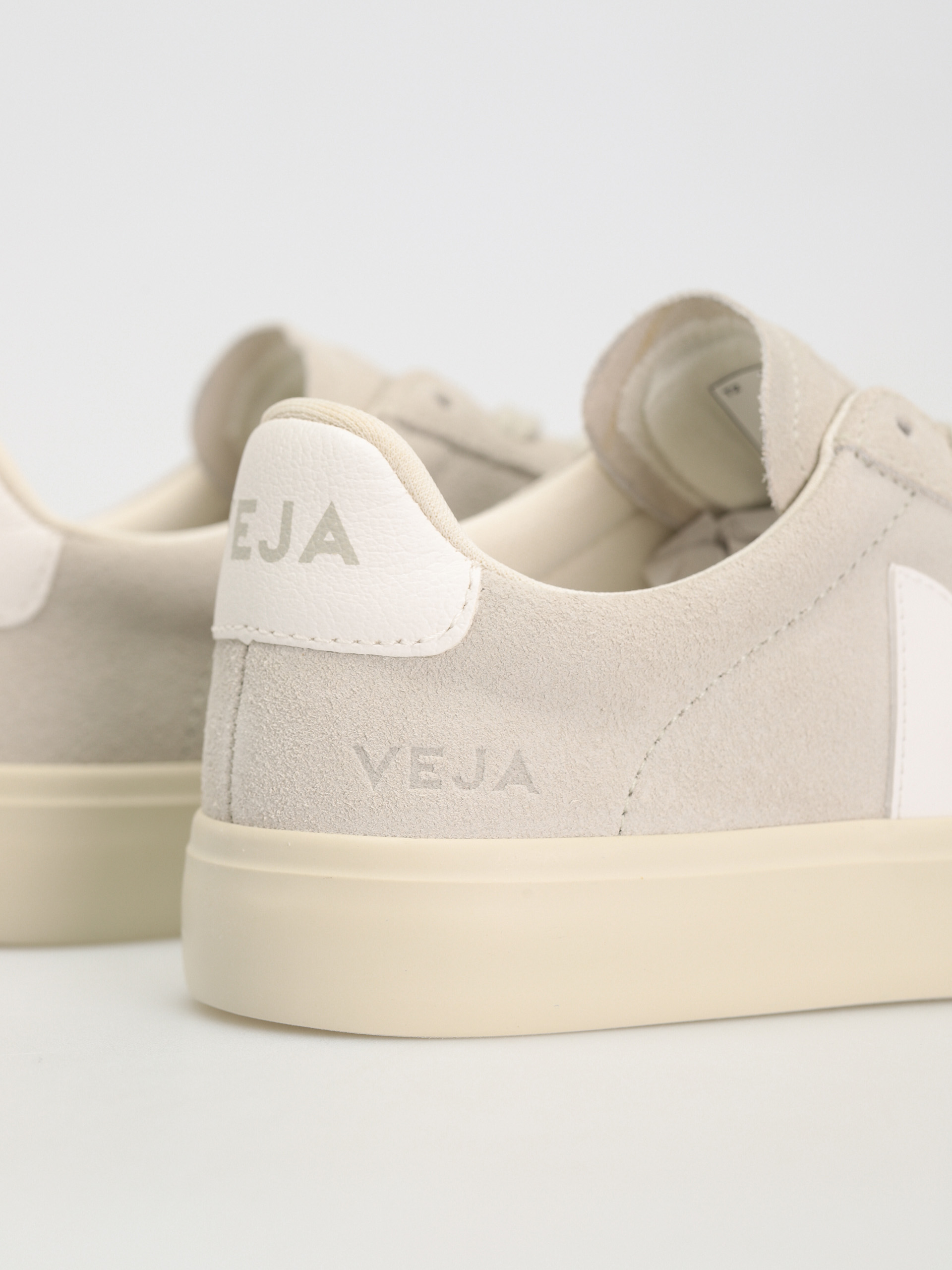 Veja Обувки Campo Wmn (natural white)