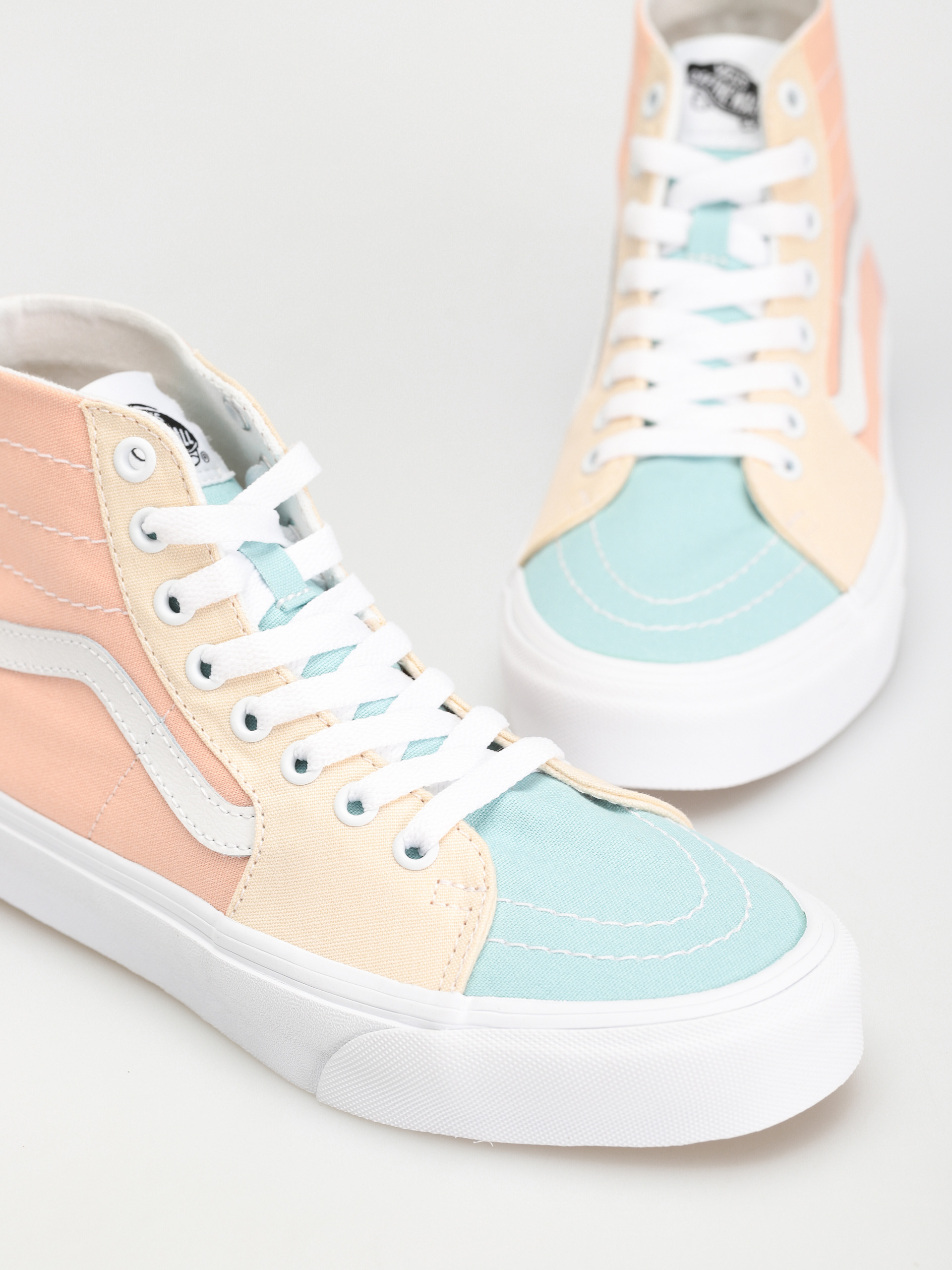 Vans Обувки Sk8 Hi Tapered Wmn (pastel block multi/true white)