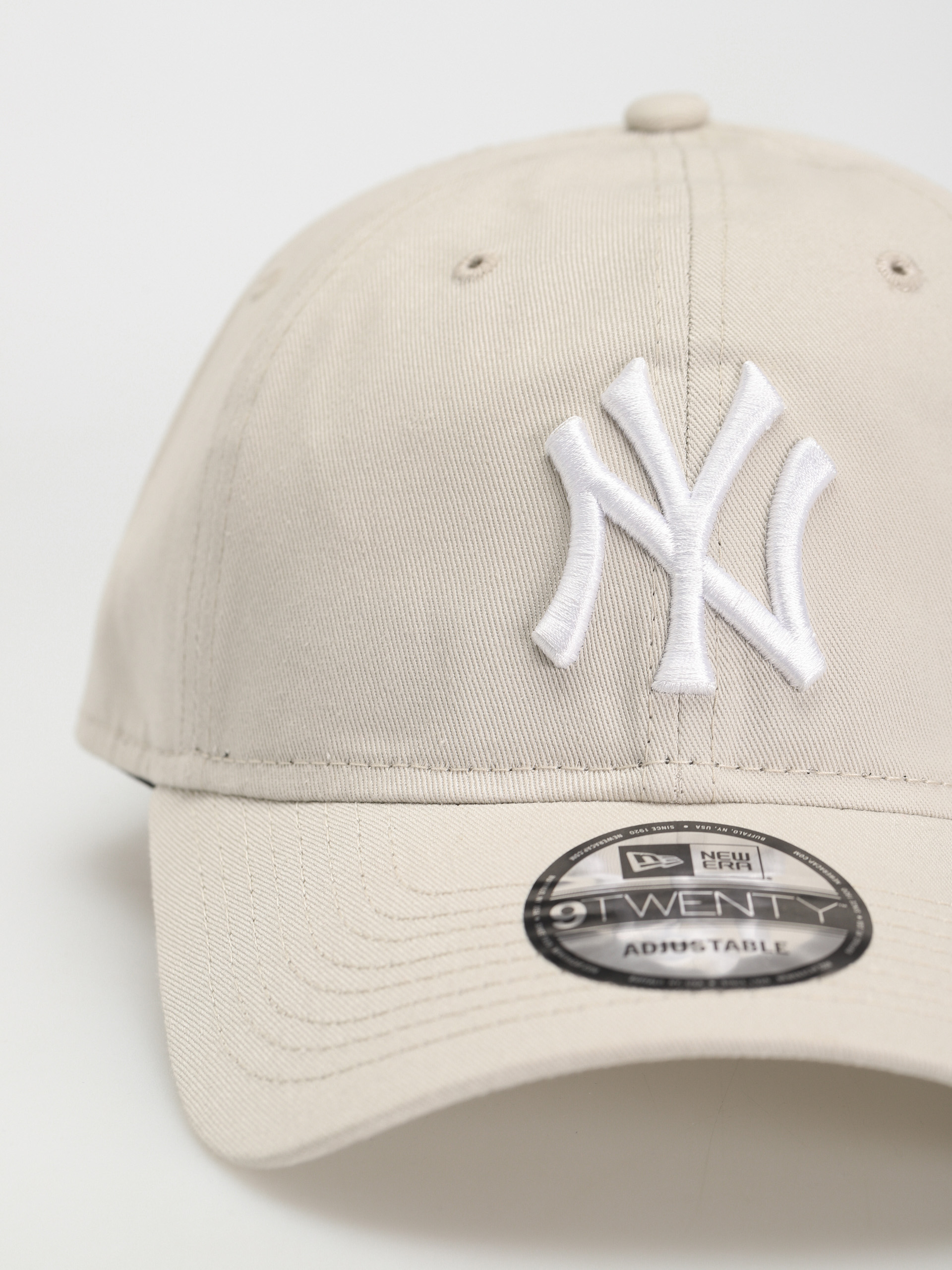 New Era Шапка с козирка League Essential 9Twenty New York Yankees (stone/white)