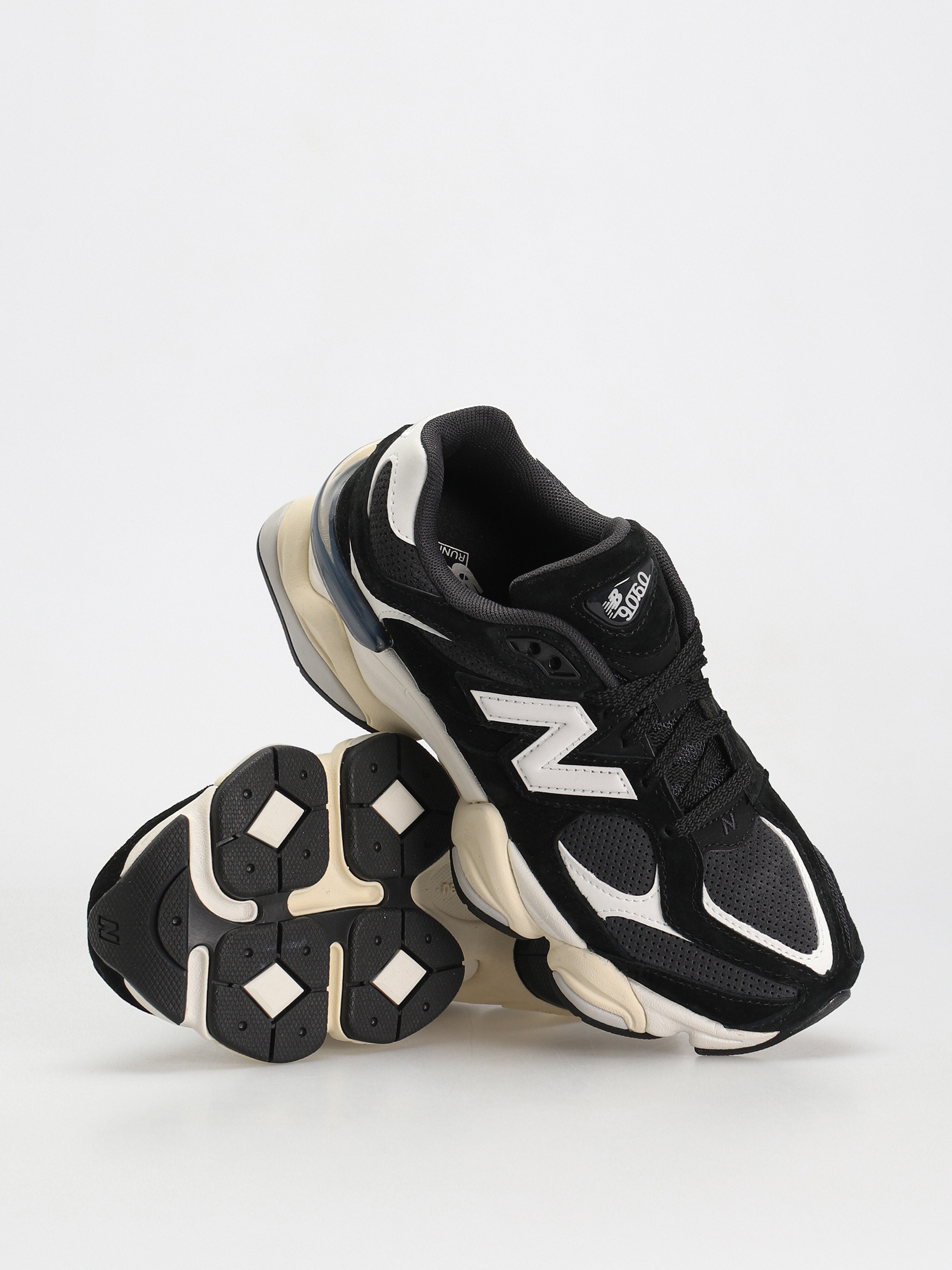 New Balance Обувки 9060 (black)