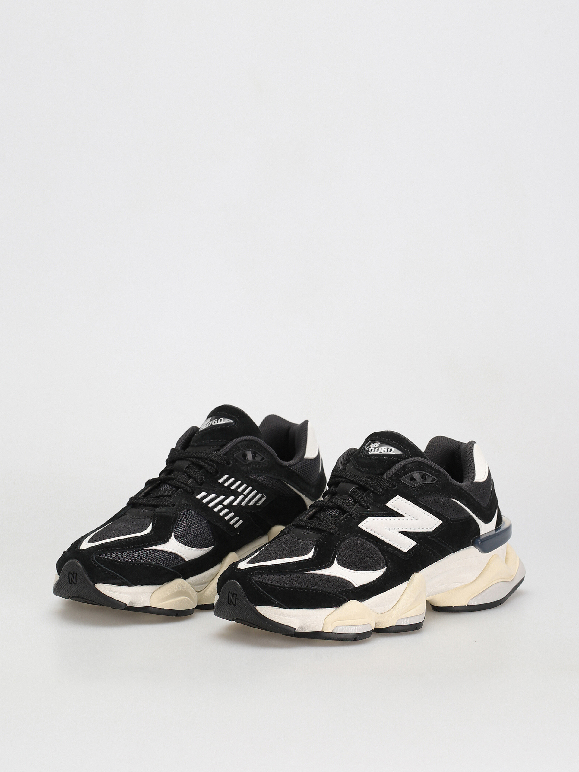 New Balance Обувки 9060 (black)