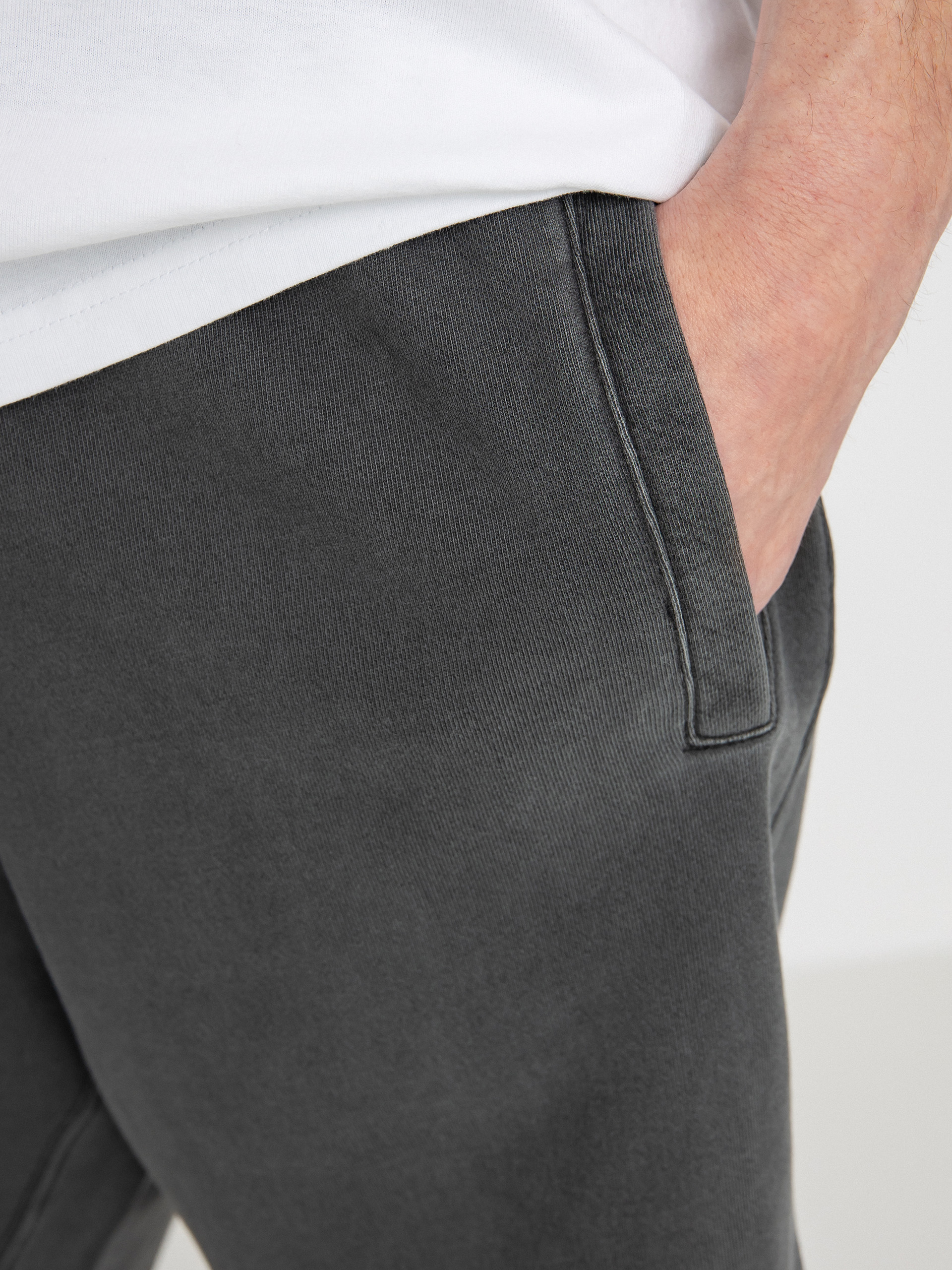 Carhartt WIP Къси панталони Nelson (black)