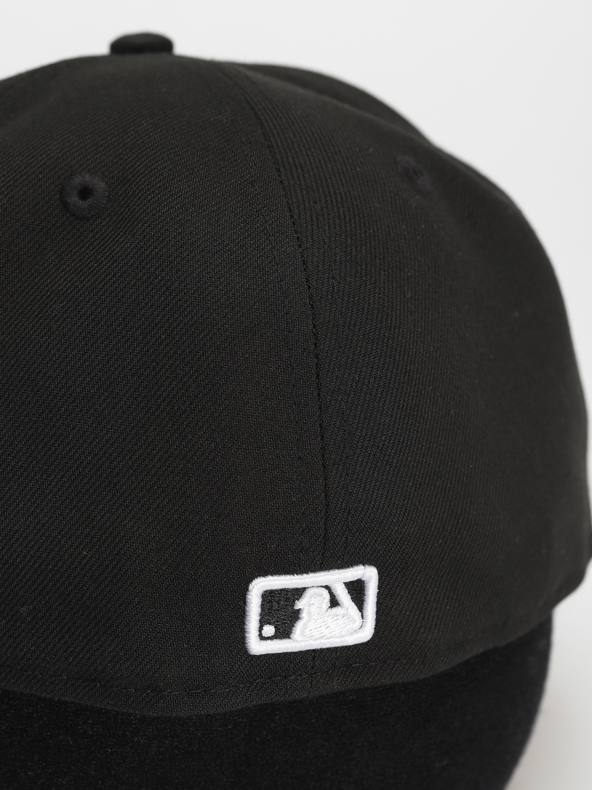 New Era Шапка с козирка League Essential 59Fifty New York Yankees (black/white)
