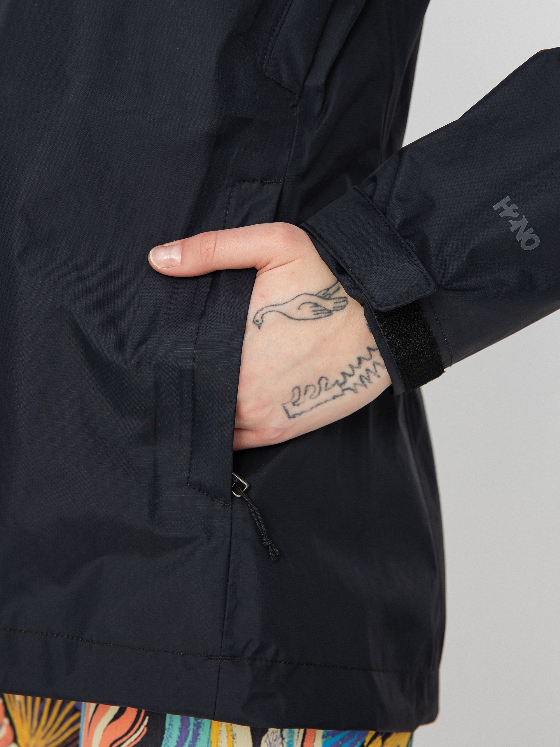 Patagonia Яке Torrentshell 3L Wmn (black)