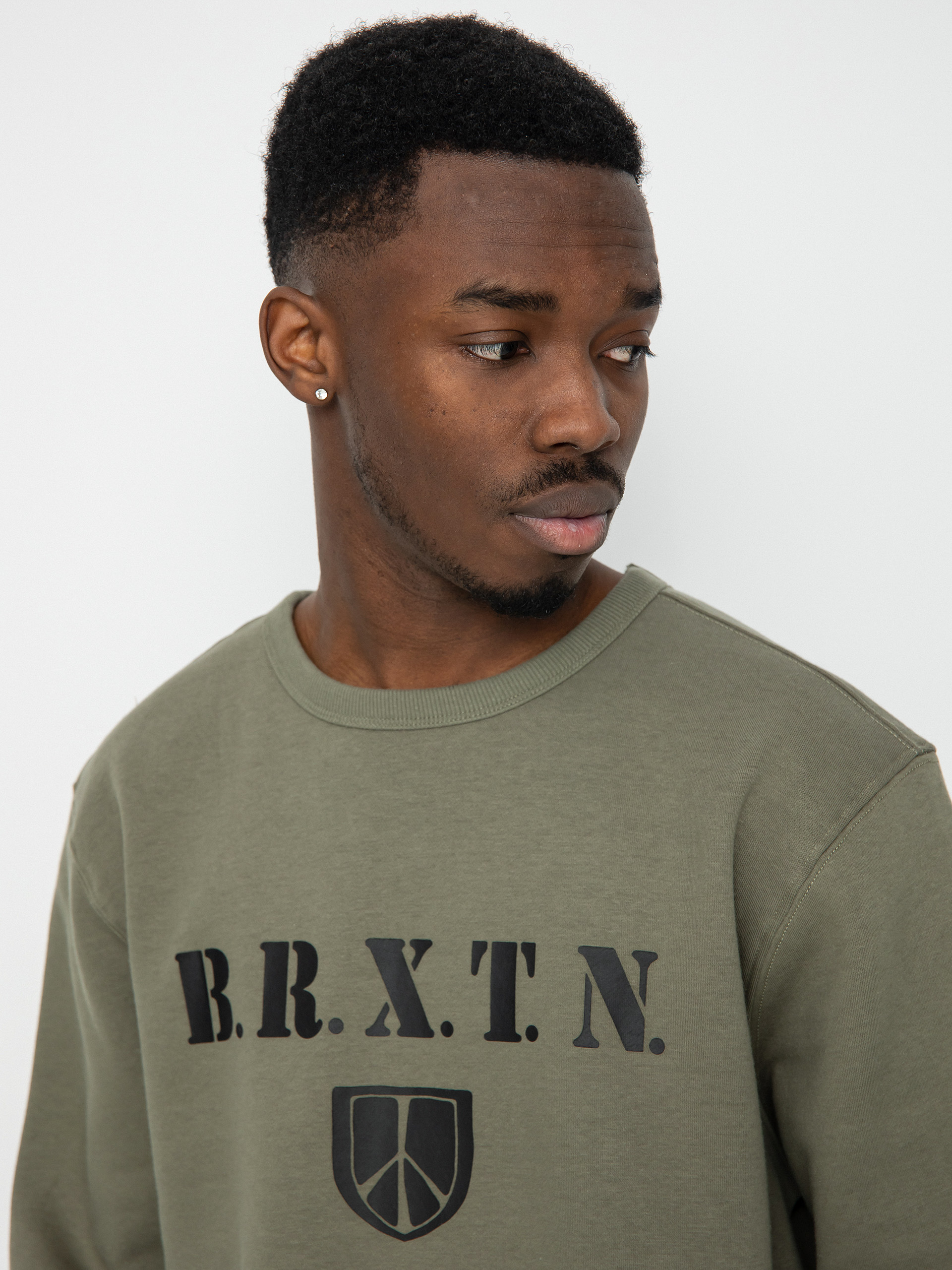 Brixton Суитшърт Peace Shield (olive surplus)