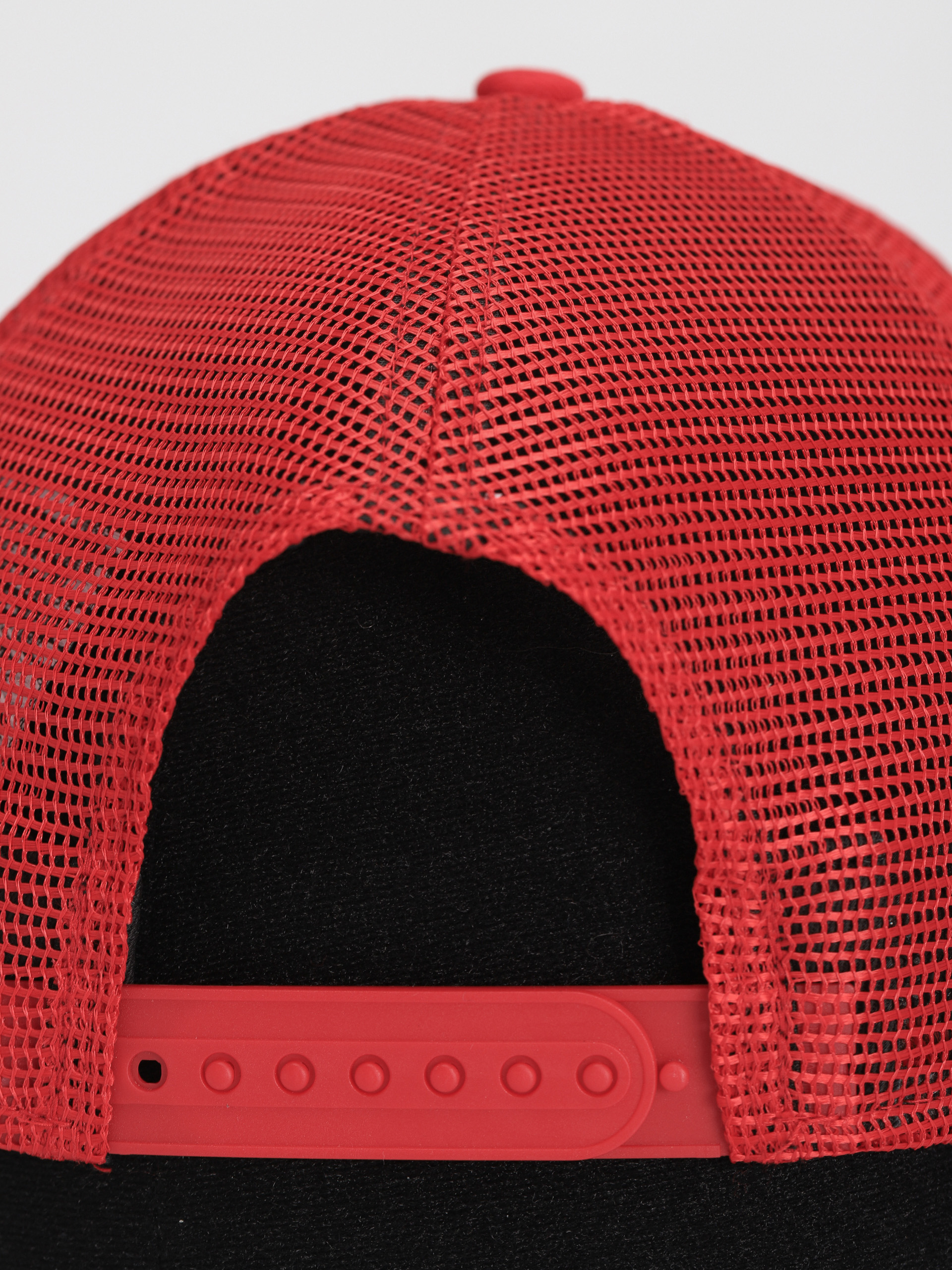 New Era Шапка с козирка Team Colour Block Trucker Chicago Bulls (white/red)