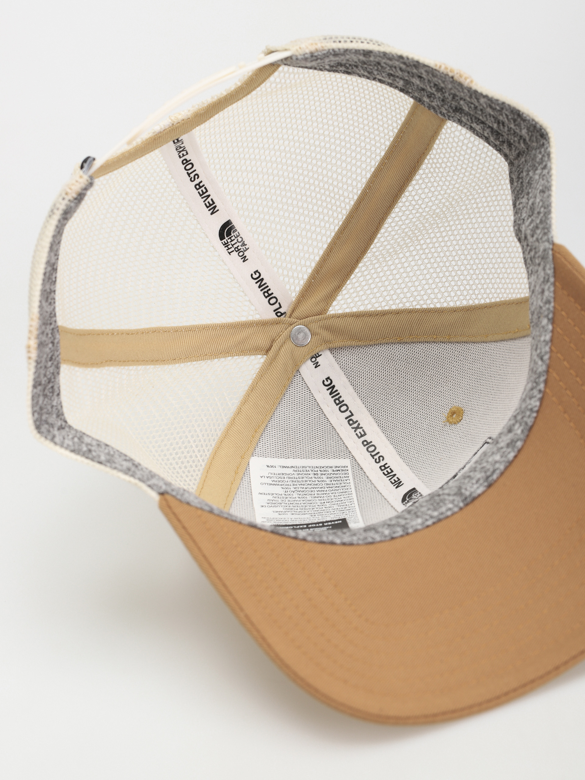 The North Face Шапка с козирка Deep Fit Mudder Trucker (utility brown/khaki stone)