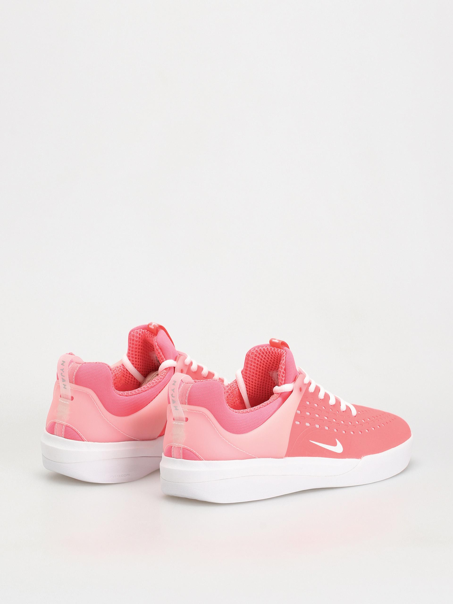 Nike SB Обувки Zoom Nyjah 3 (hot punch/white hot punch hot punch)
