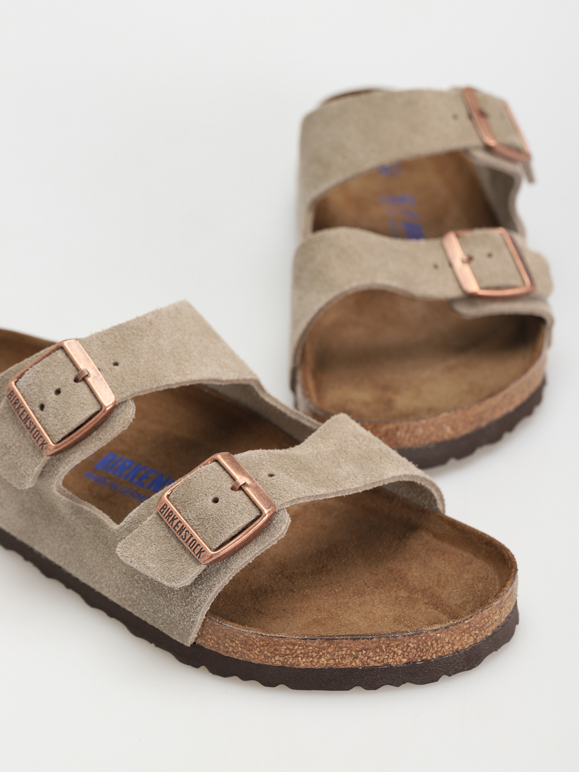 Birkenstock Чехли Arizona Suede Regular (taupe)