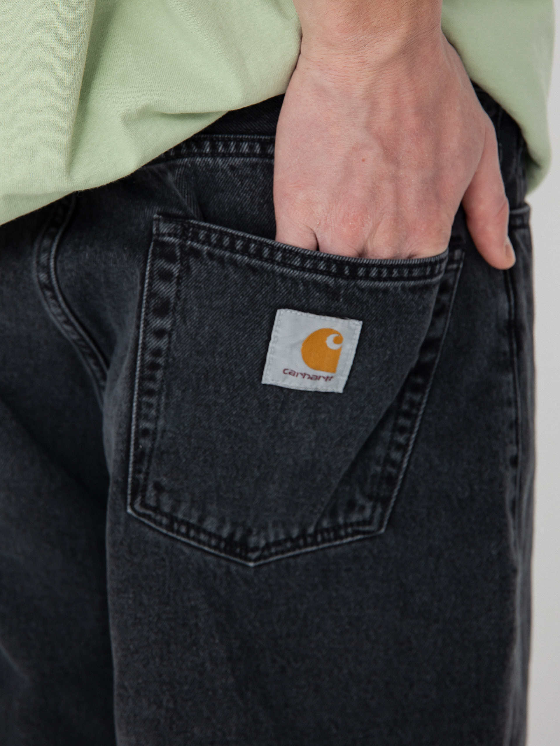 Carhartt WIP Къси панталони Landon (black)