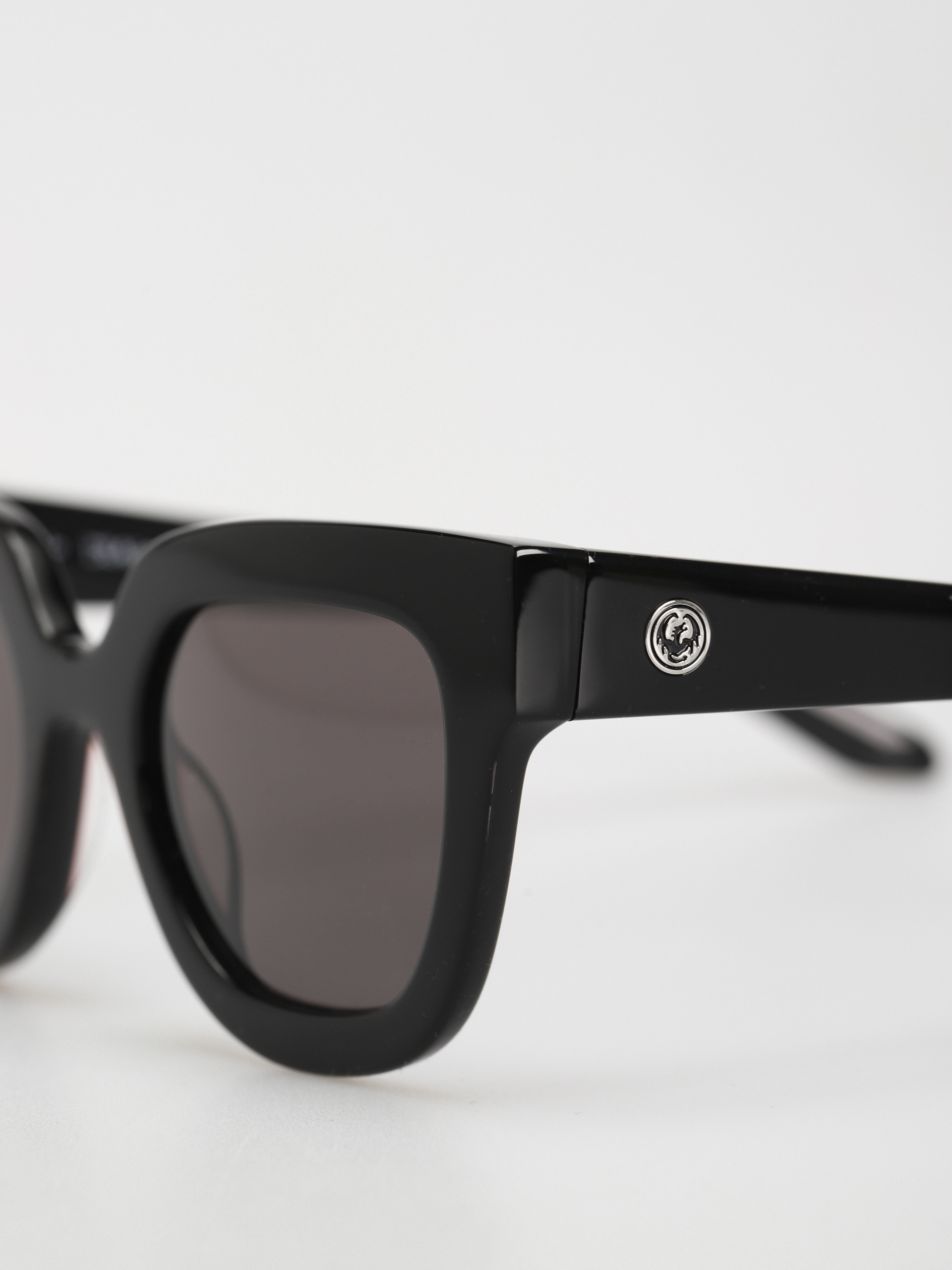 Dragon Слънчеви очила Purser Wmn (black/lumalens smoke)