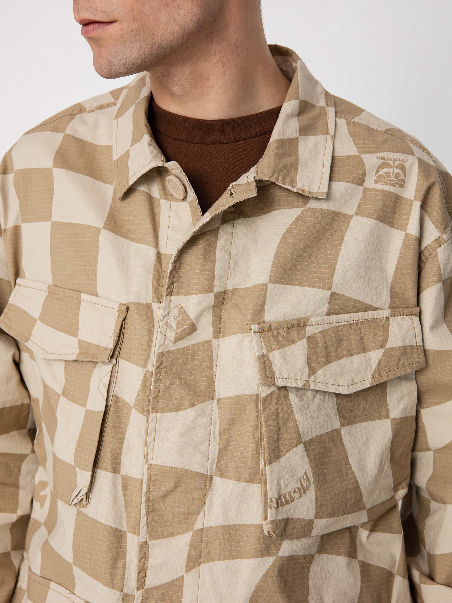 Element Яке Kingswood M65 (distorsion)