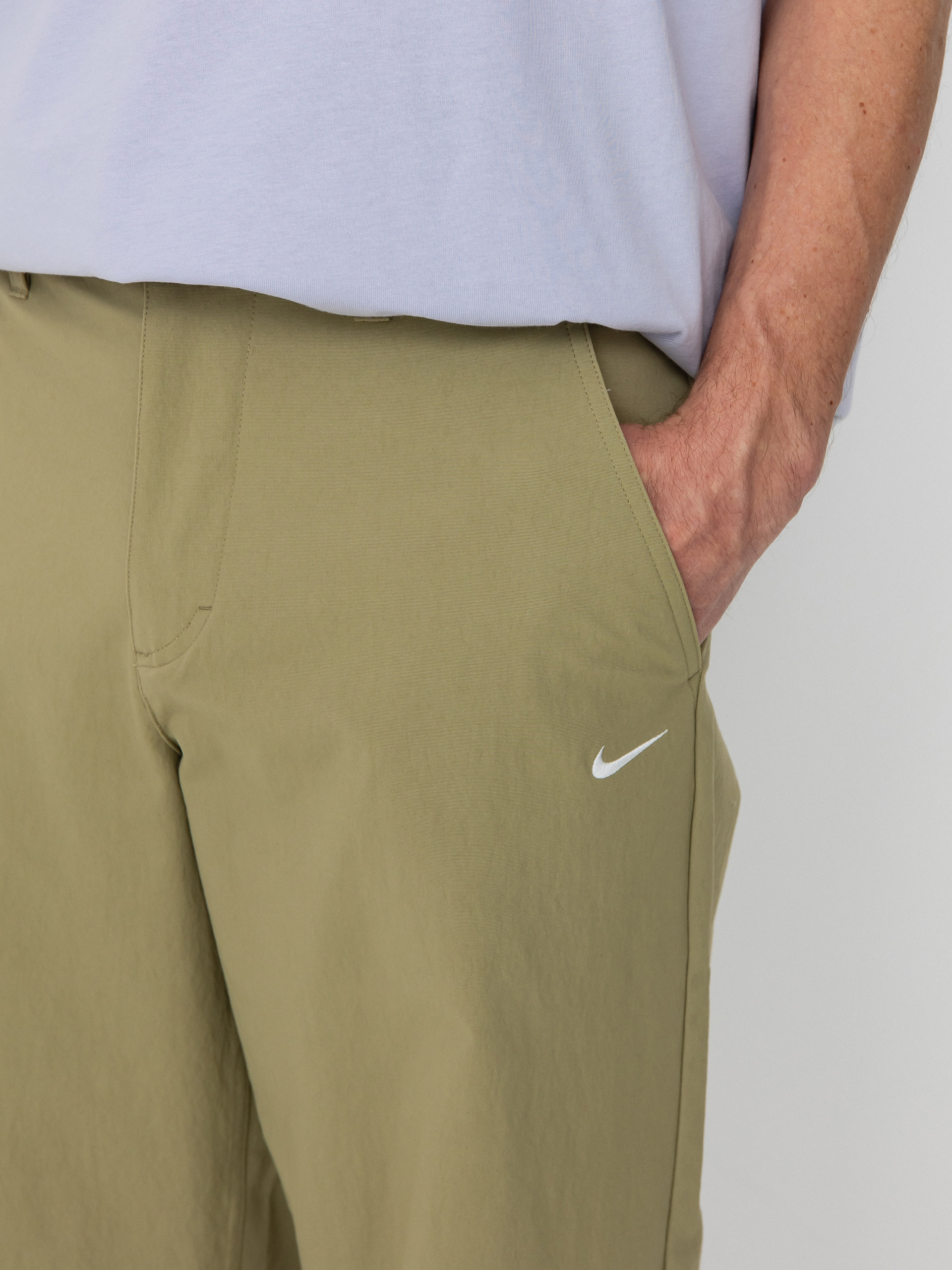 Nike SB Панталони El Chino (neutral olive/white)