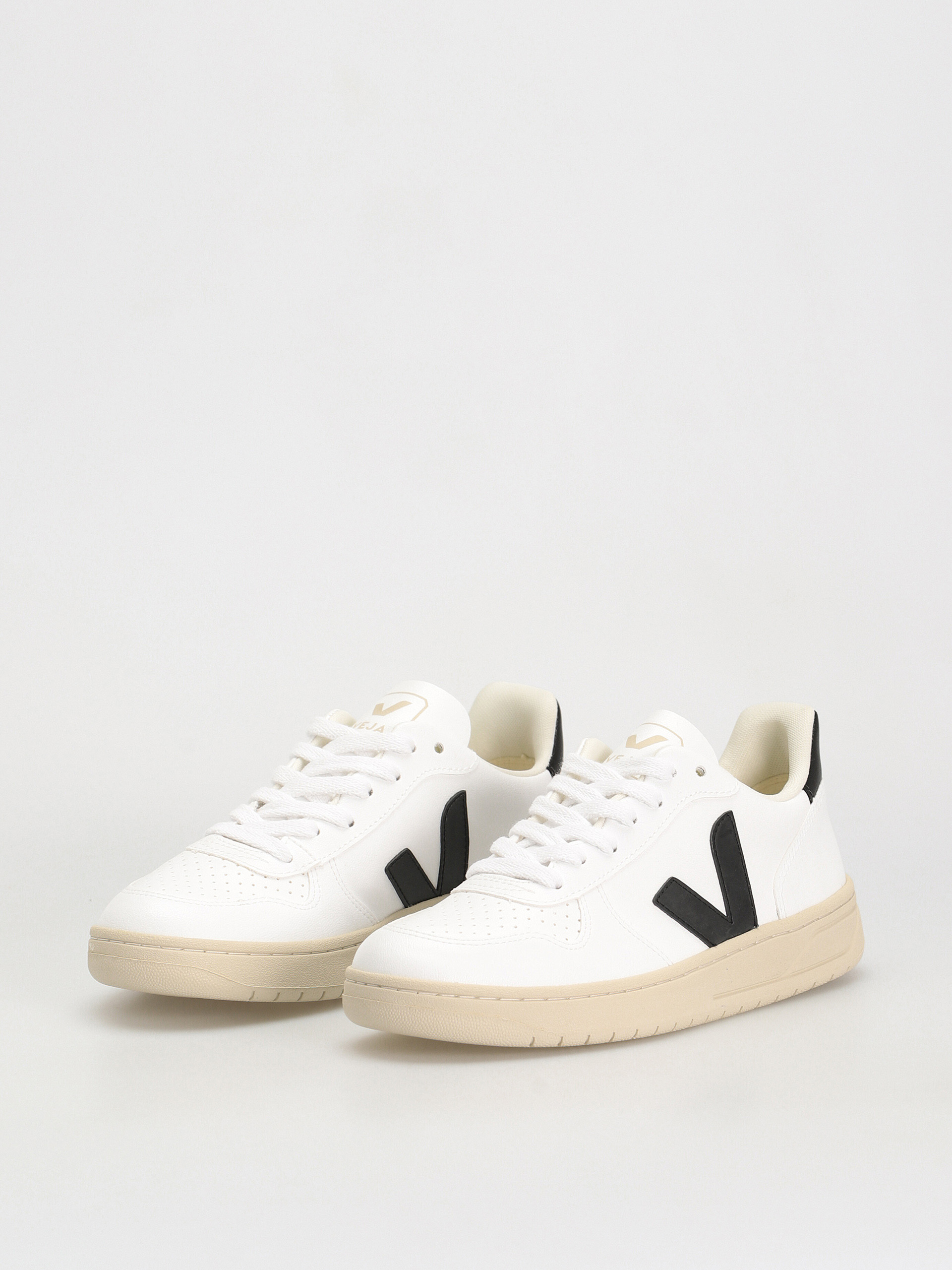 Veja Обувки V-10 Wmn (white black)