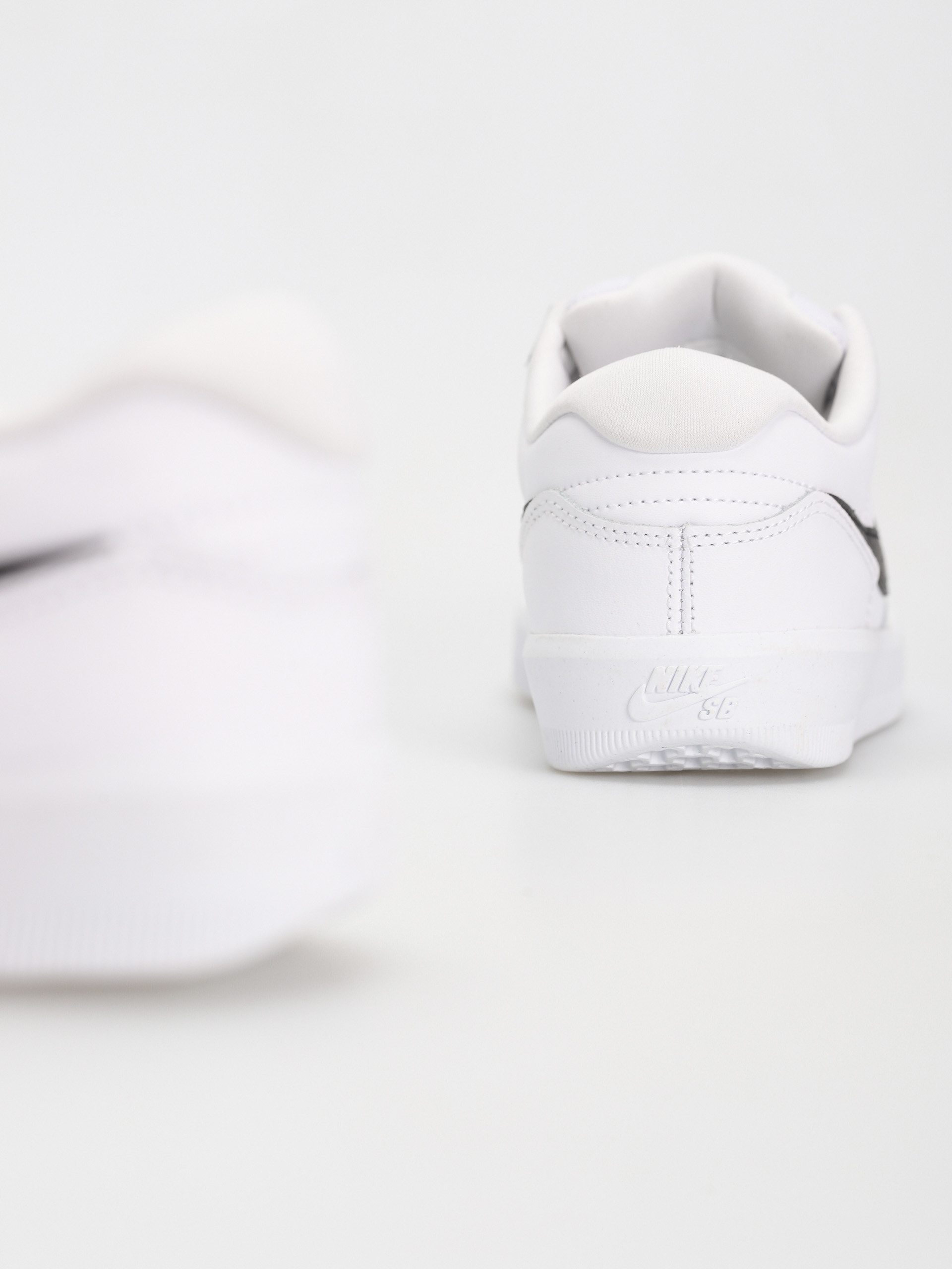 Nike SB Обувки Force 58 Premium (white/black white white)