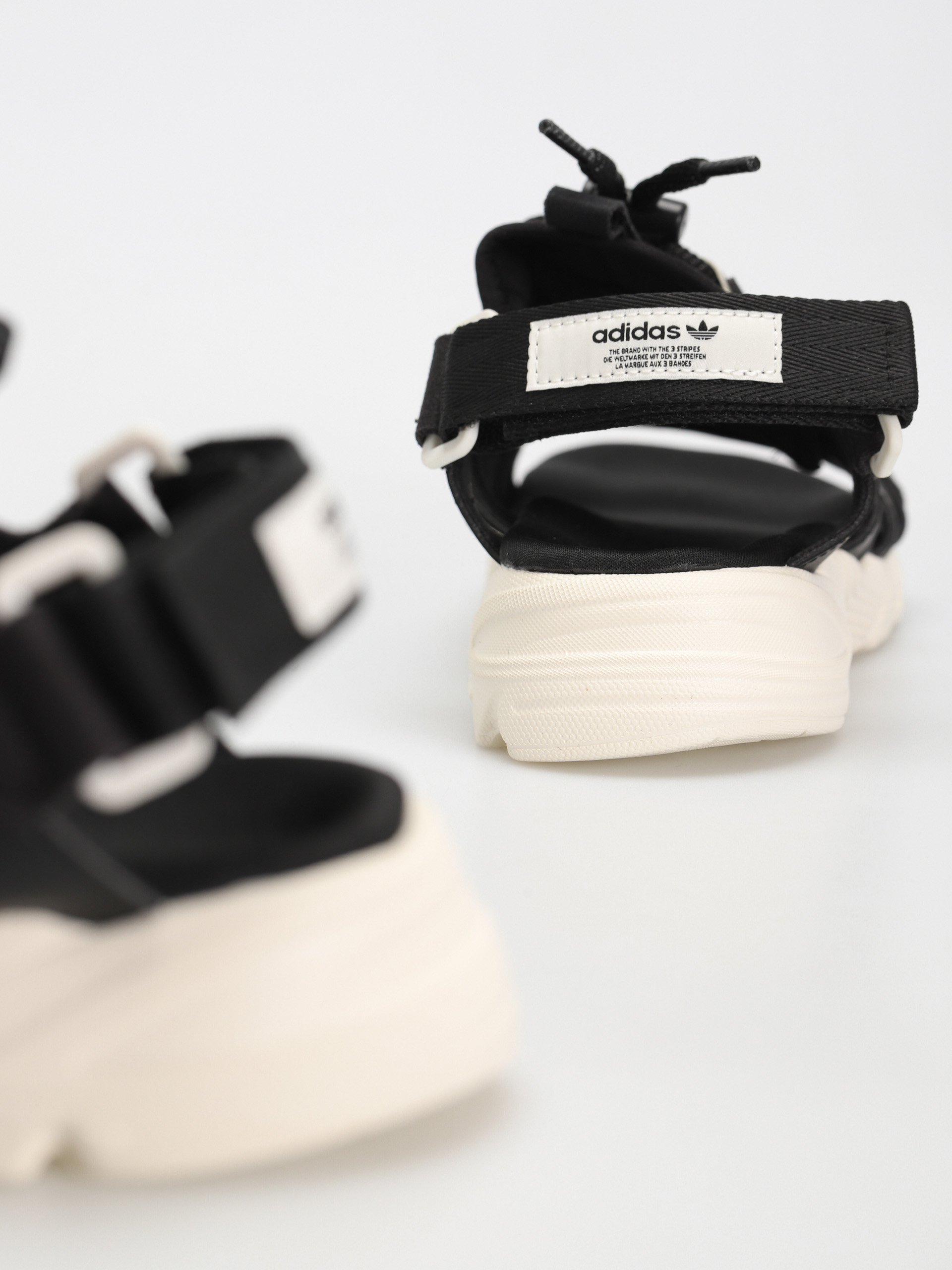 adidas Originals Сандали Astir Sndl Wmn (cblack/owhite/owhite)