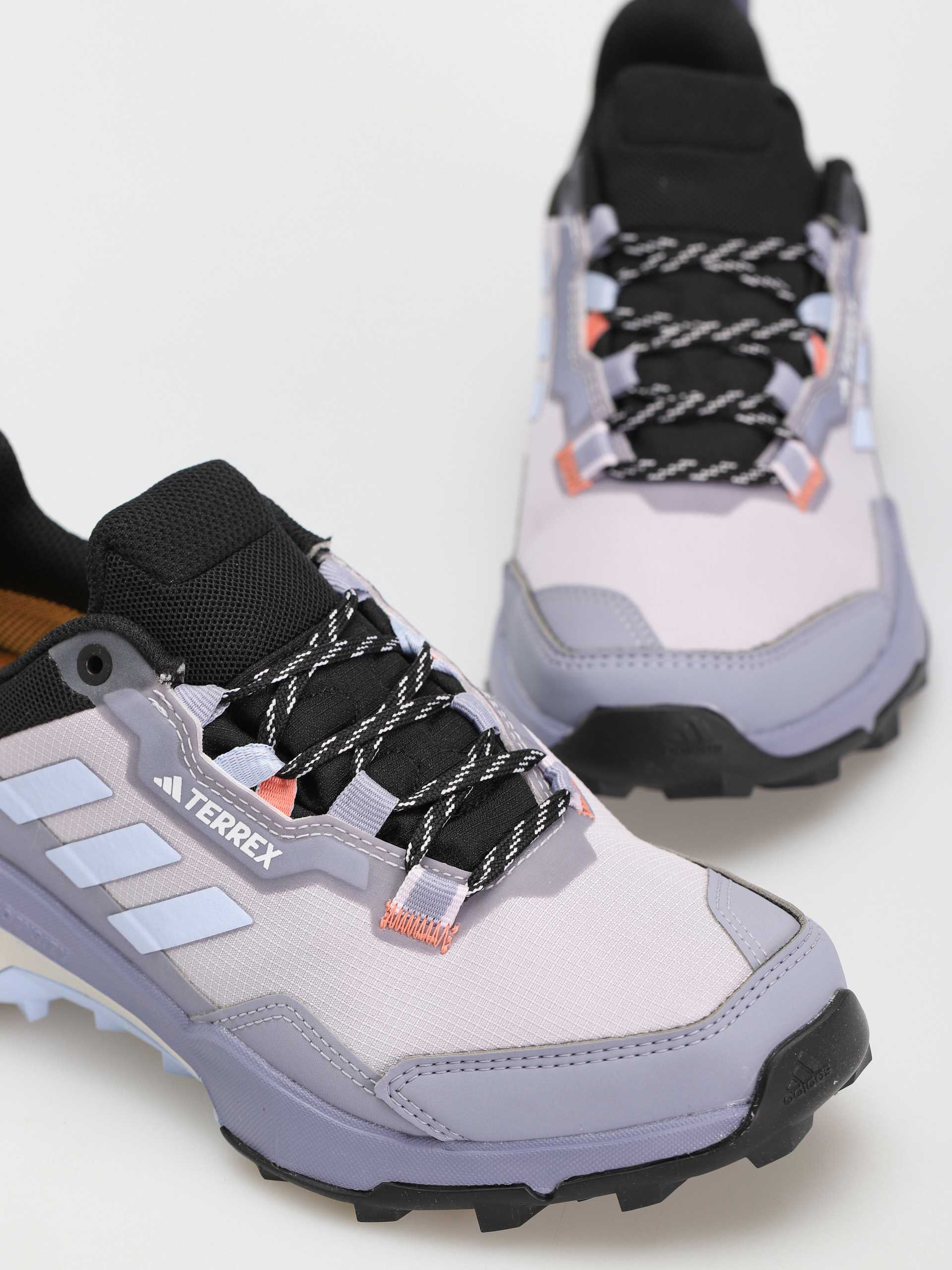 adidas Обувки Terrex Ax4 Gtx W Wmn (silvio/bludaw/sogold)