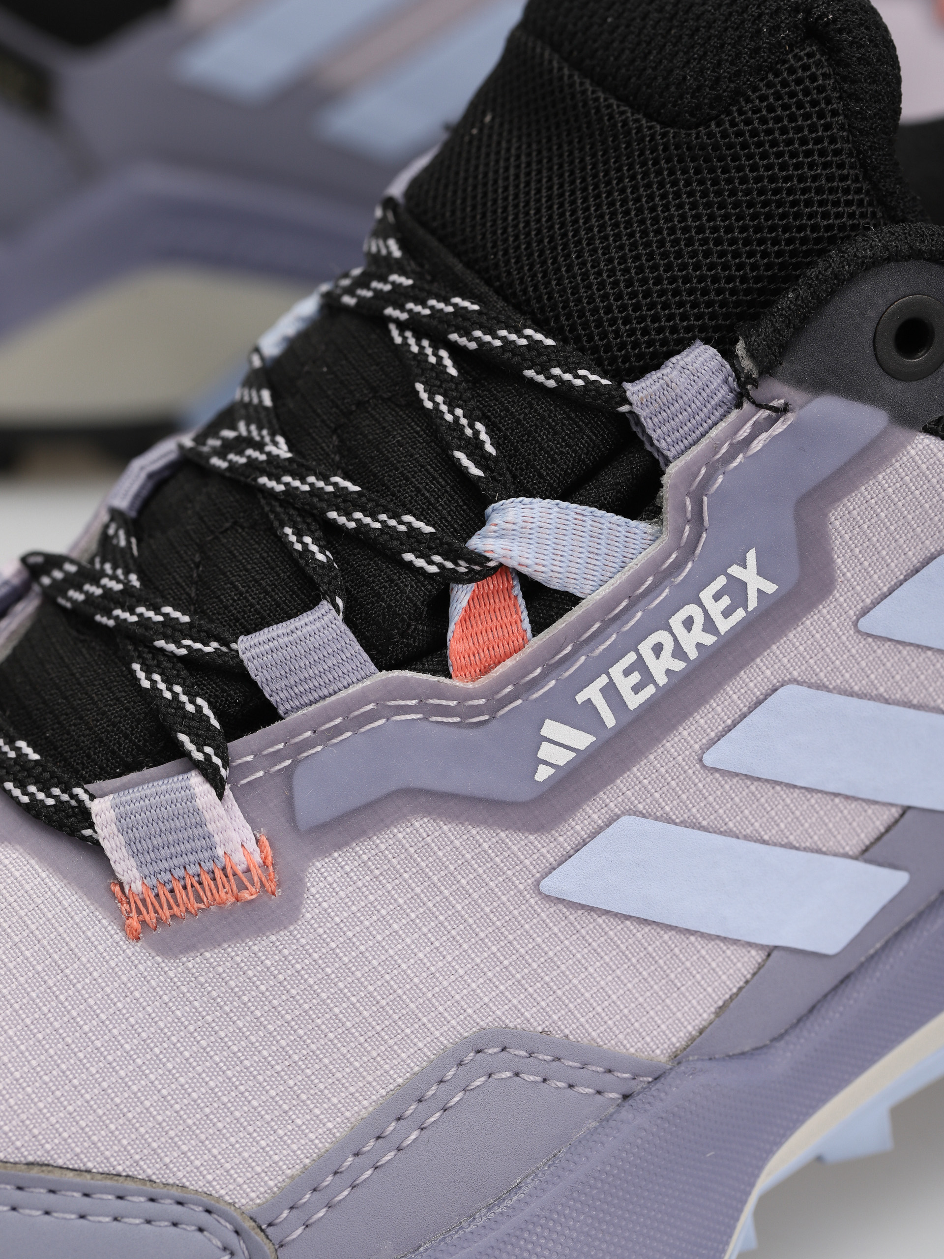 adidas Обувки Terrex Ax4 Gtx W Wmn (silvio/bludaw/sogold)