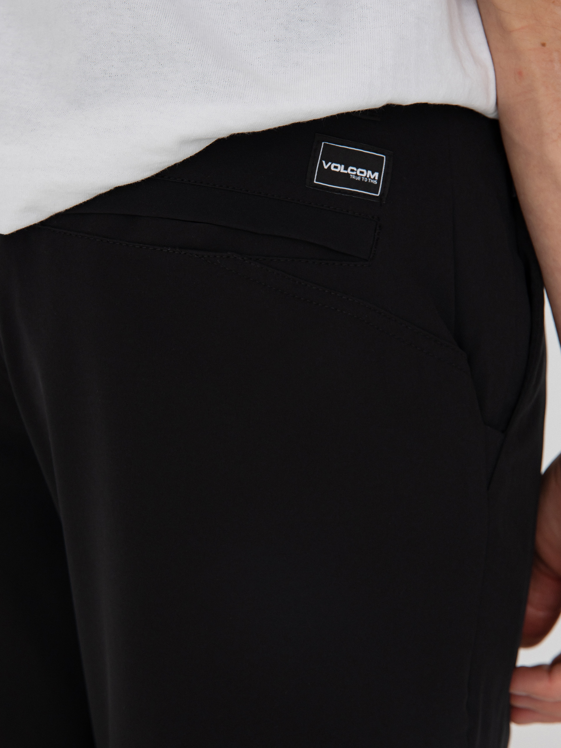 Volcom Къси панталони Frickin Cross Shred 20 (black)