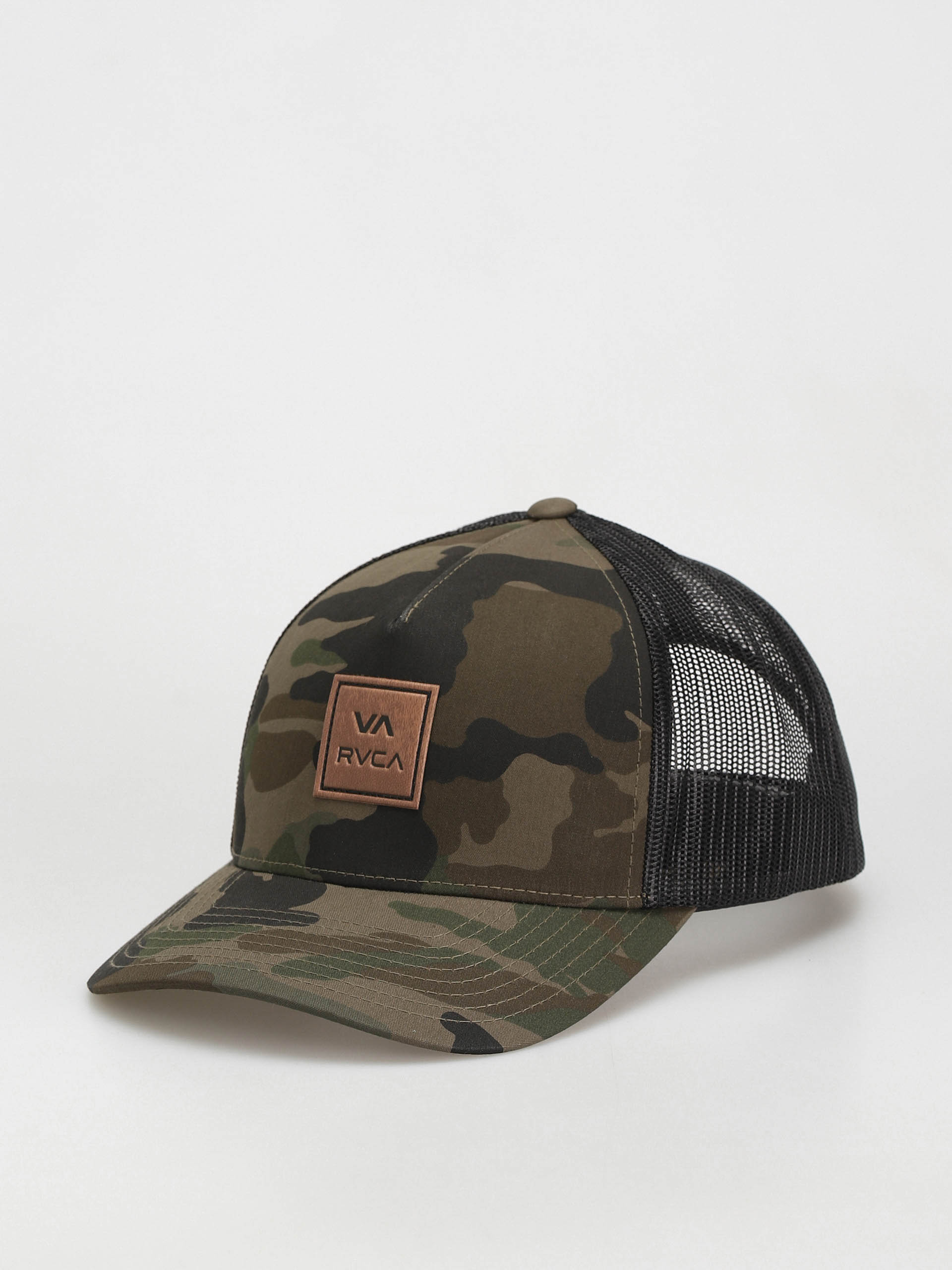 RVCA Шапка с козирка Va Atw Curved Brim Trucker (camo)