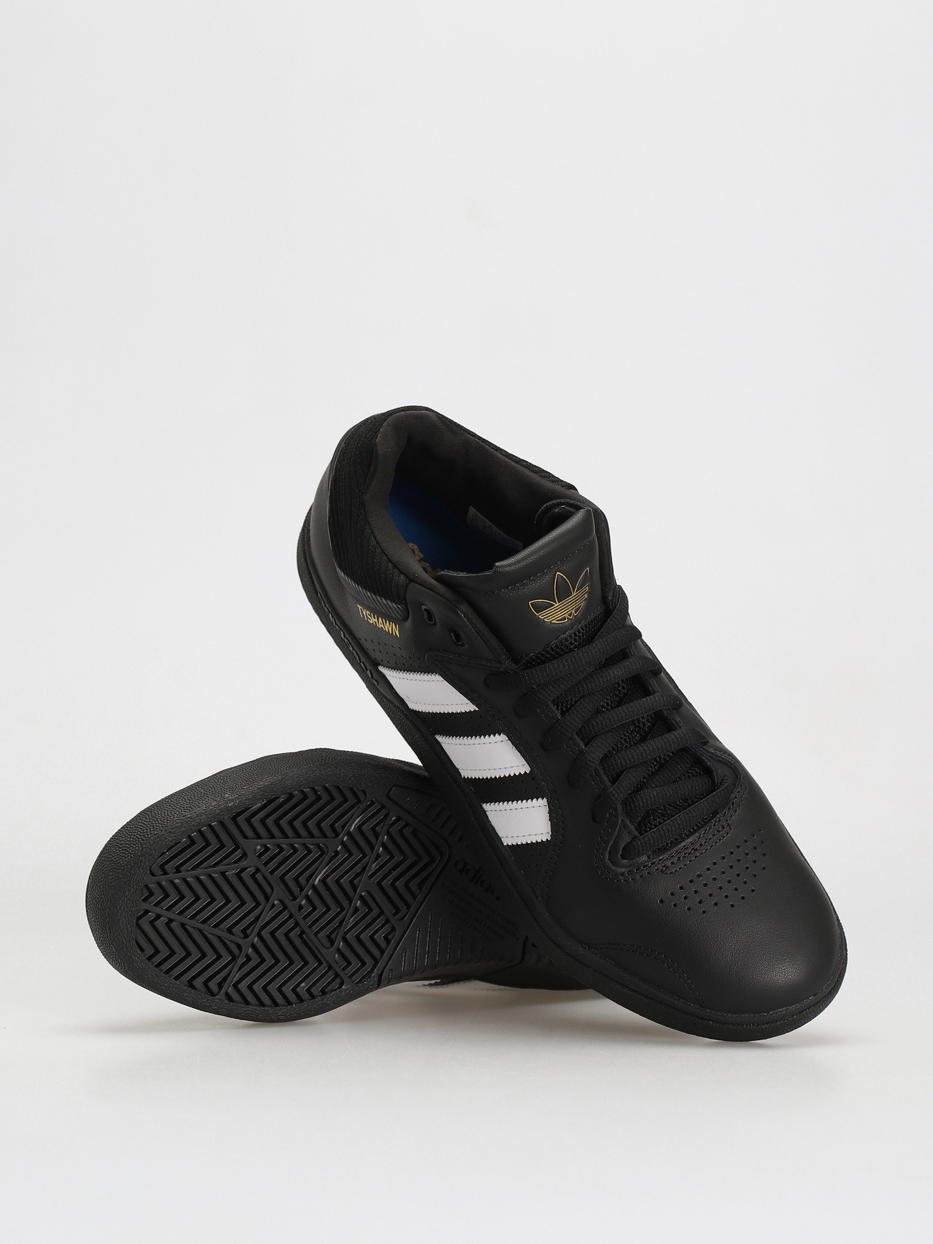 adidas Обувки Tyshawn (cblack/ftwwht/goldmt)