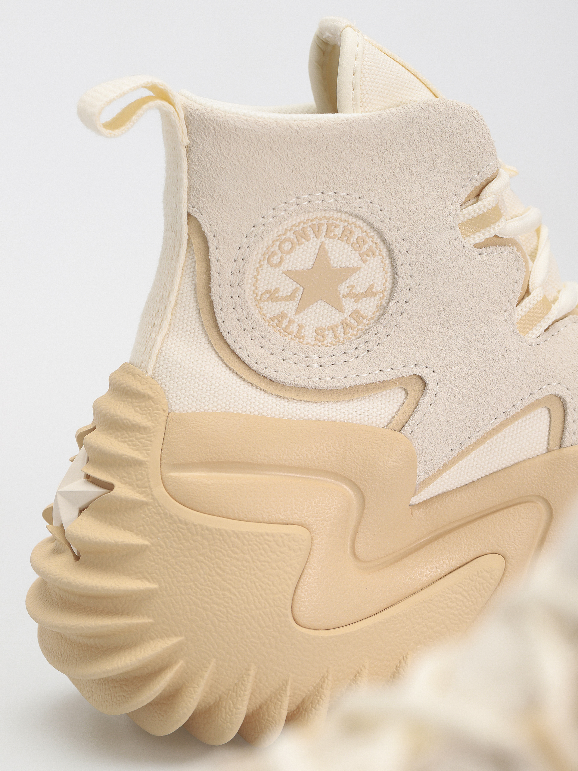 Обувки Converse Run Star Motion Cx Hi (egret/oat milk)