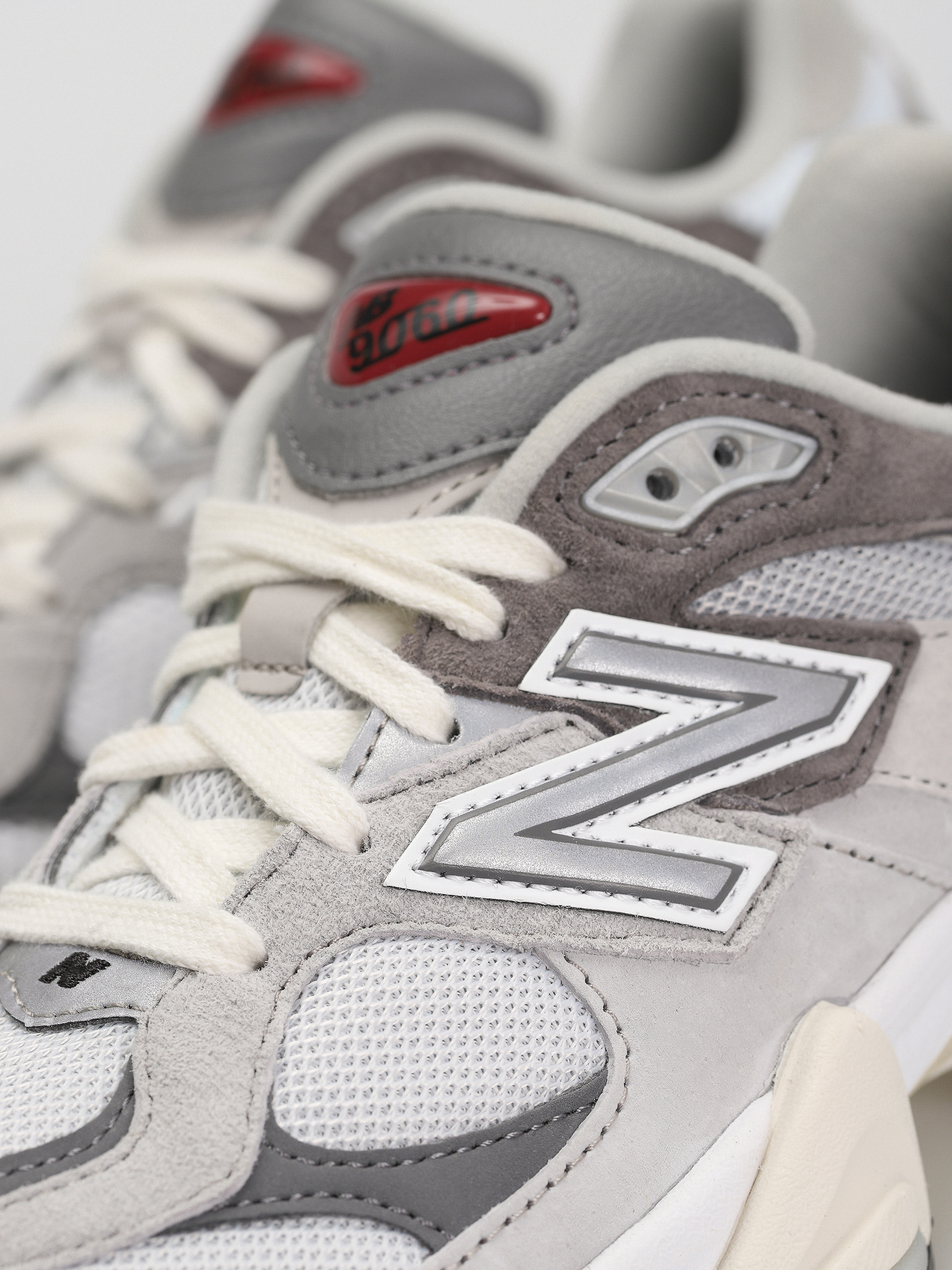 Обувки New Balance 9060 (grey)