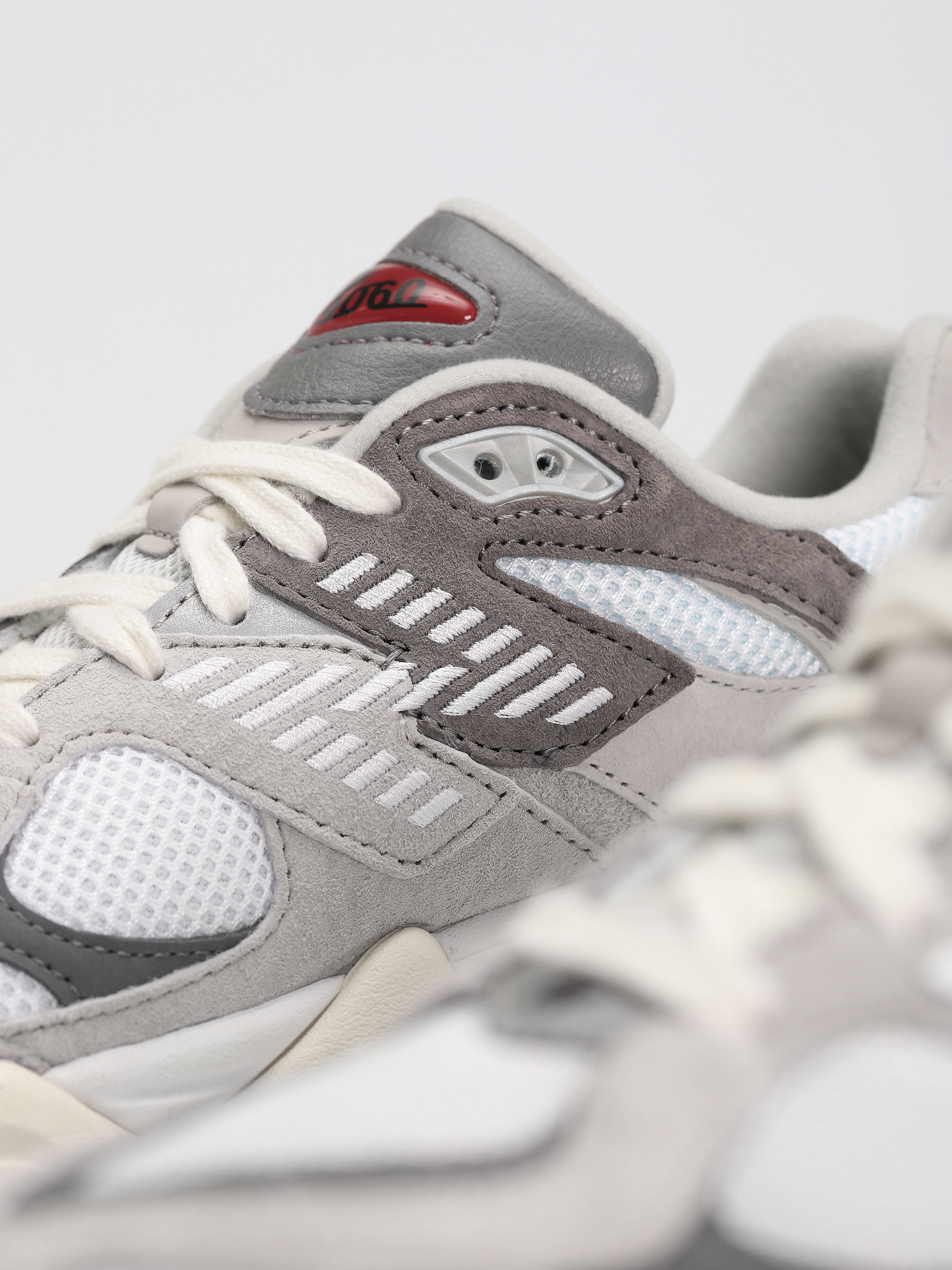 Обувки New Balance 9060 (grey)