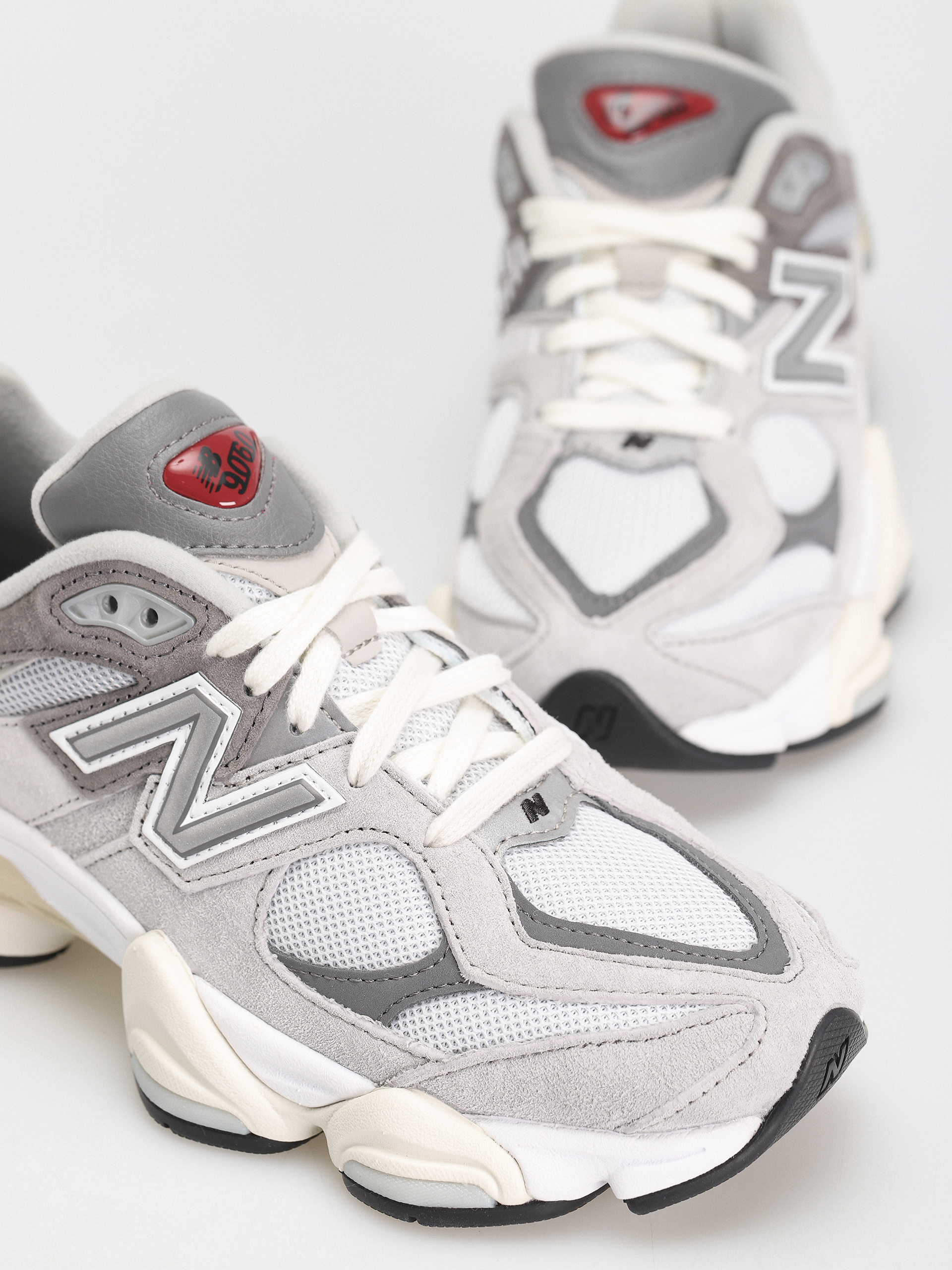 Обувки New Balance 9060 (grey)