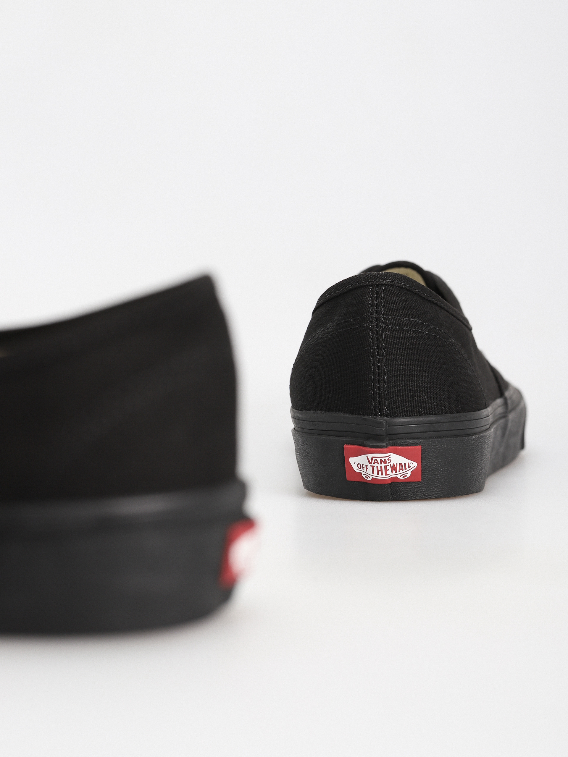 Обувки Vans Authentic (black/black)