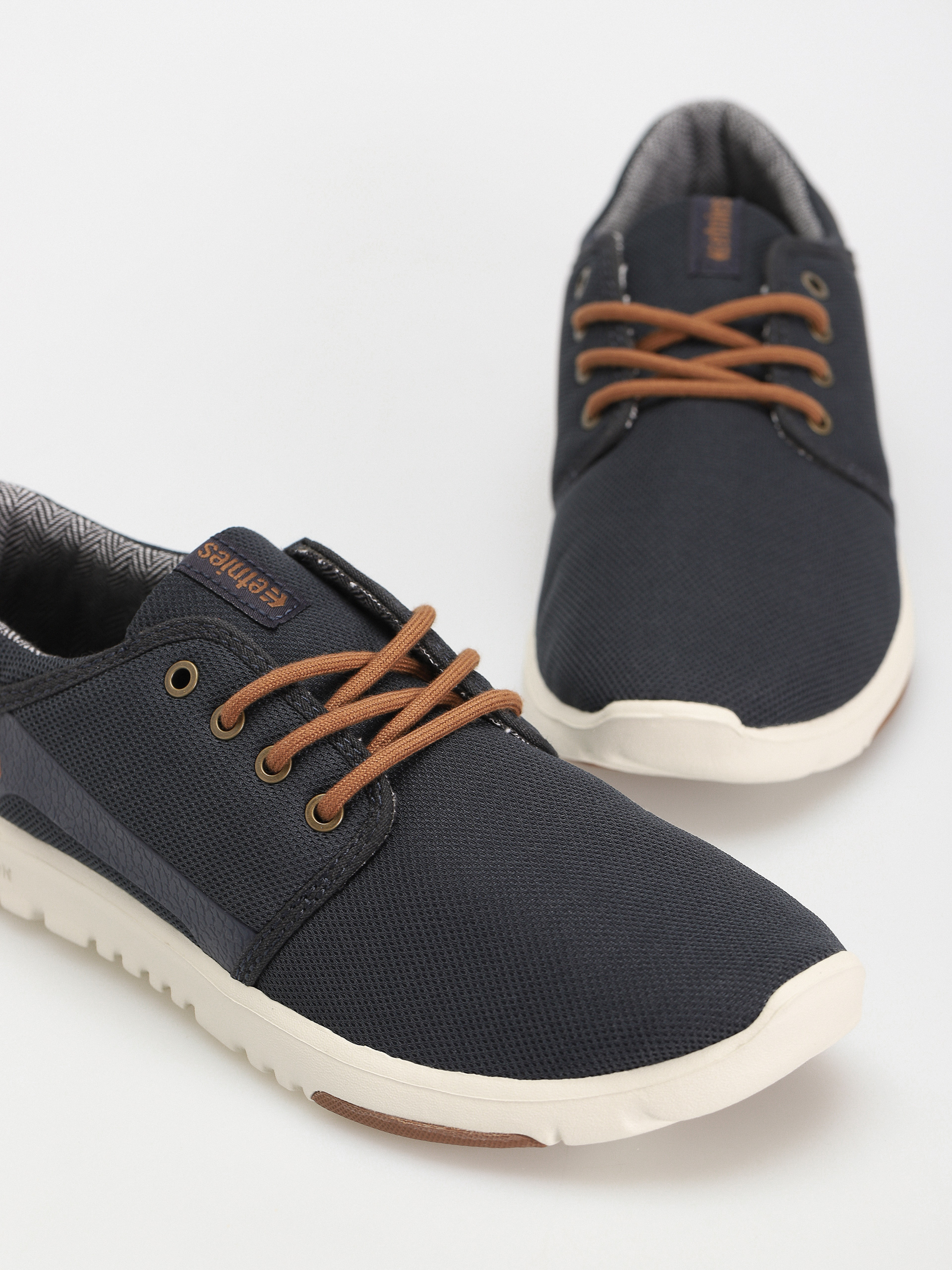 Обувки Etnies Scout (navy/gold)