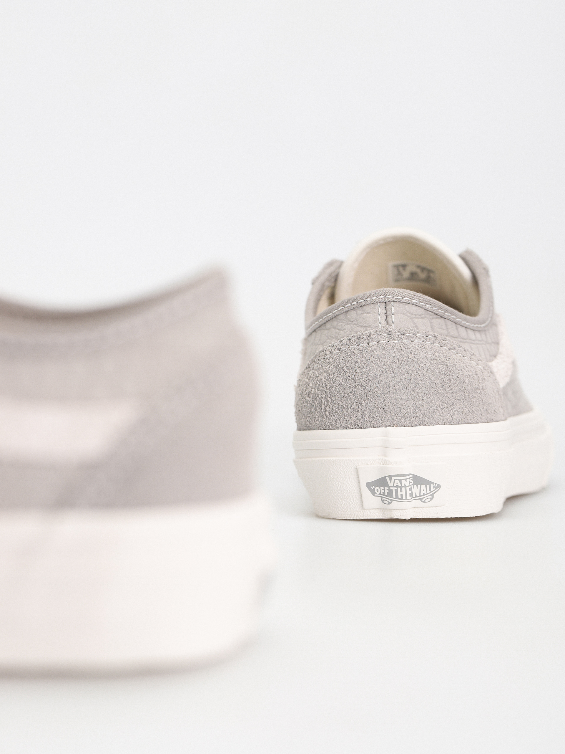 Обувки Vans Old Skool Tapered Vr3 (gray multi)