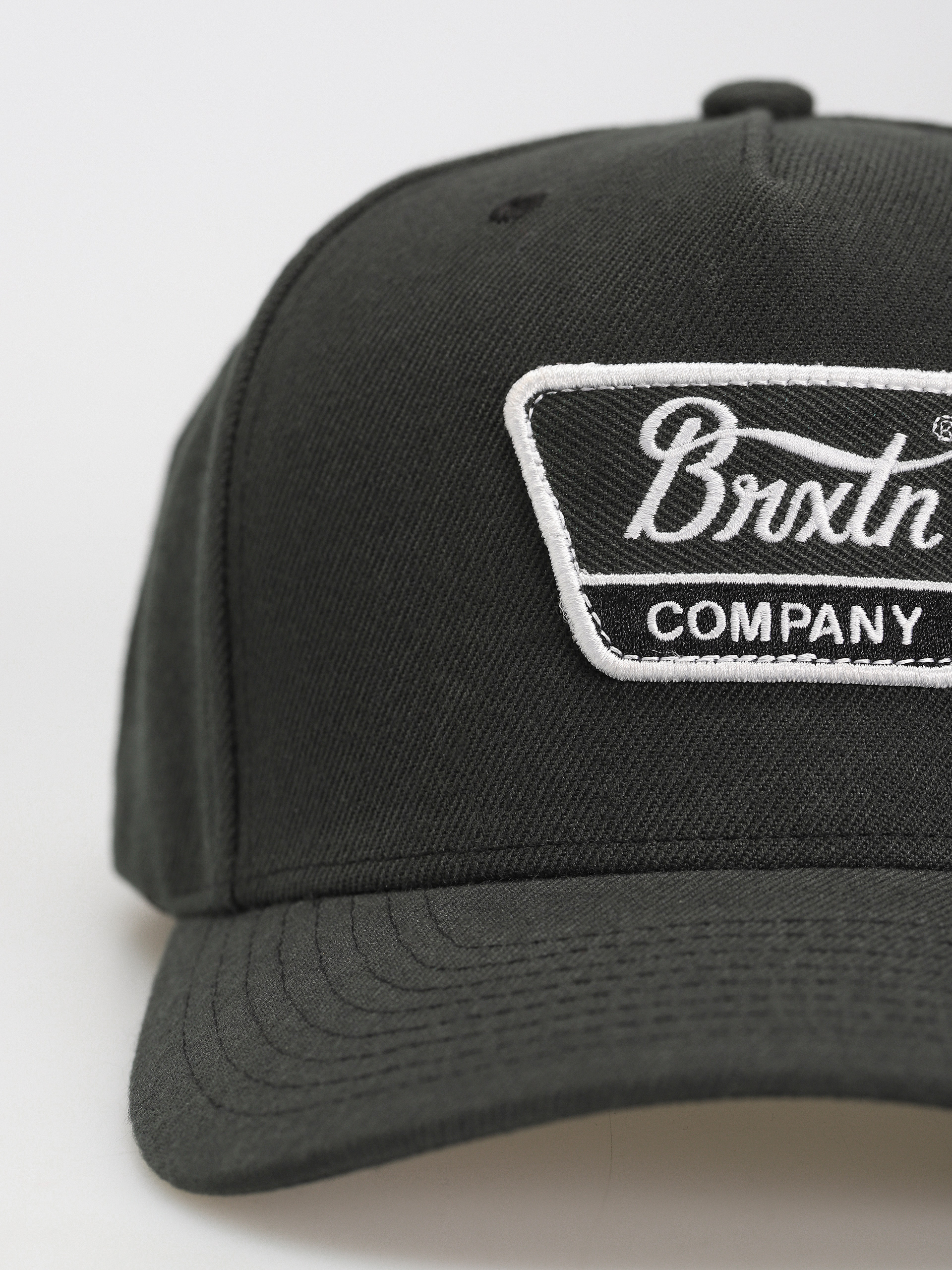 Шапка с козирка Brixton Linwood C Mp Snapback (black/white)